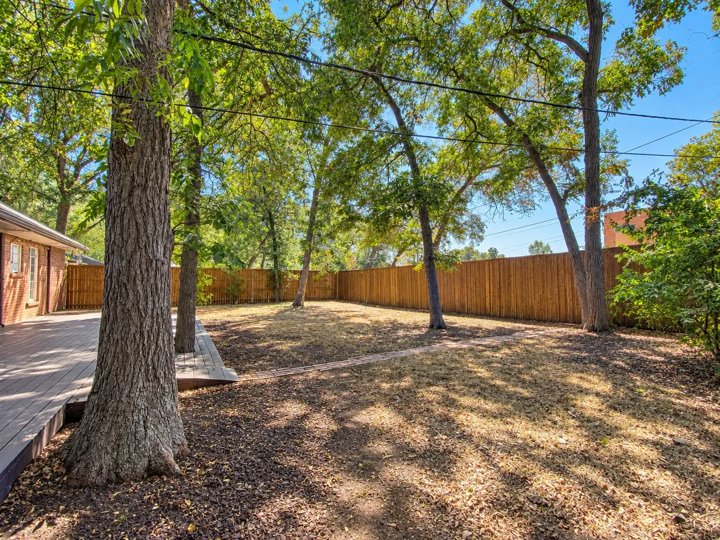 Single Family Residence For Sale in Dallas County , 1727 Whittier Avenue, Dallas, Texas 75218, 2 Bedroom, 2 Bathroom, 1 Garage spaces, 1,410 Sqft, built in 1951, mls#21393693, Real Estate Agent in Dallas, Homes For Sale in Dallas county, Homes For Sale in Dallas, Realtor in Dallas Texas, Real Estate Brokerage Independent Realty Texas, Luminita Cordes Realtor