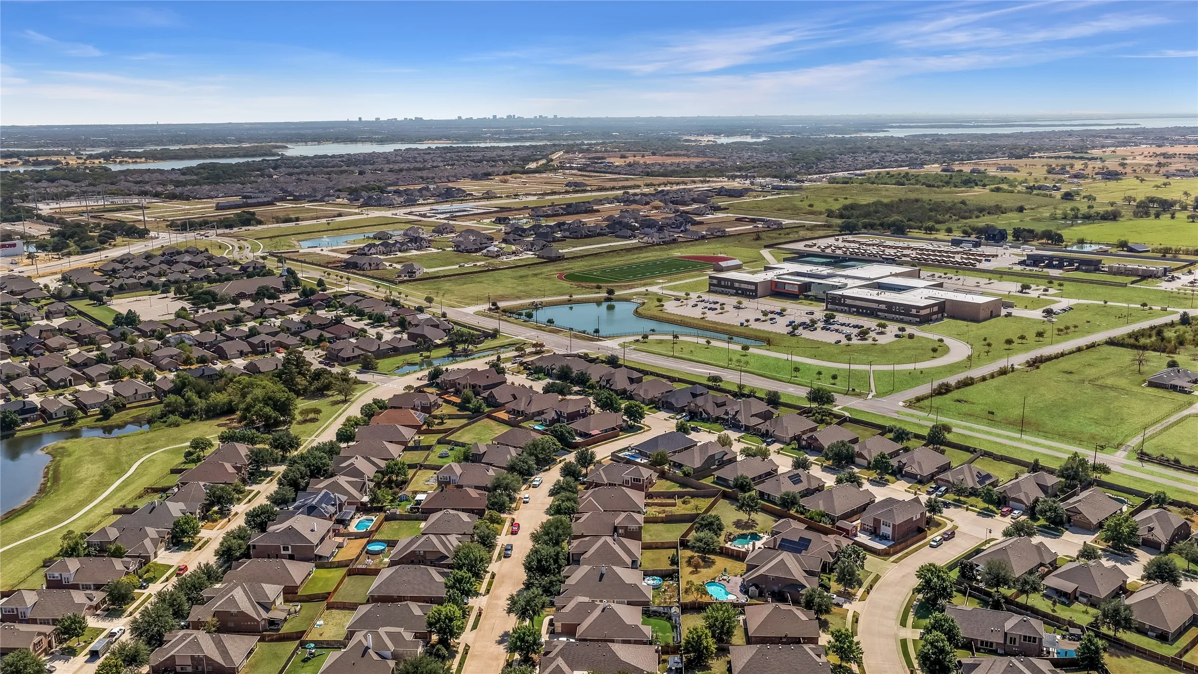 Single Family Residence For Sale in Denton County , 1208 Ponderosa Drive, Aubrey, Texas 76227, 4 Bedroom, 3 Bathroom, 2 Garage spaces, 2,464 Sqft, built in 2013, mls#21393701, Real Estate Agent in Aubrey, Homes For Sale in Denton county, Homes For Sale in Aubrey, Realtor in Aubrey Texas, Real Estate Brokerage Independent Realty Texas, Luminita Cordes Realtor