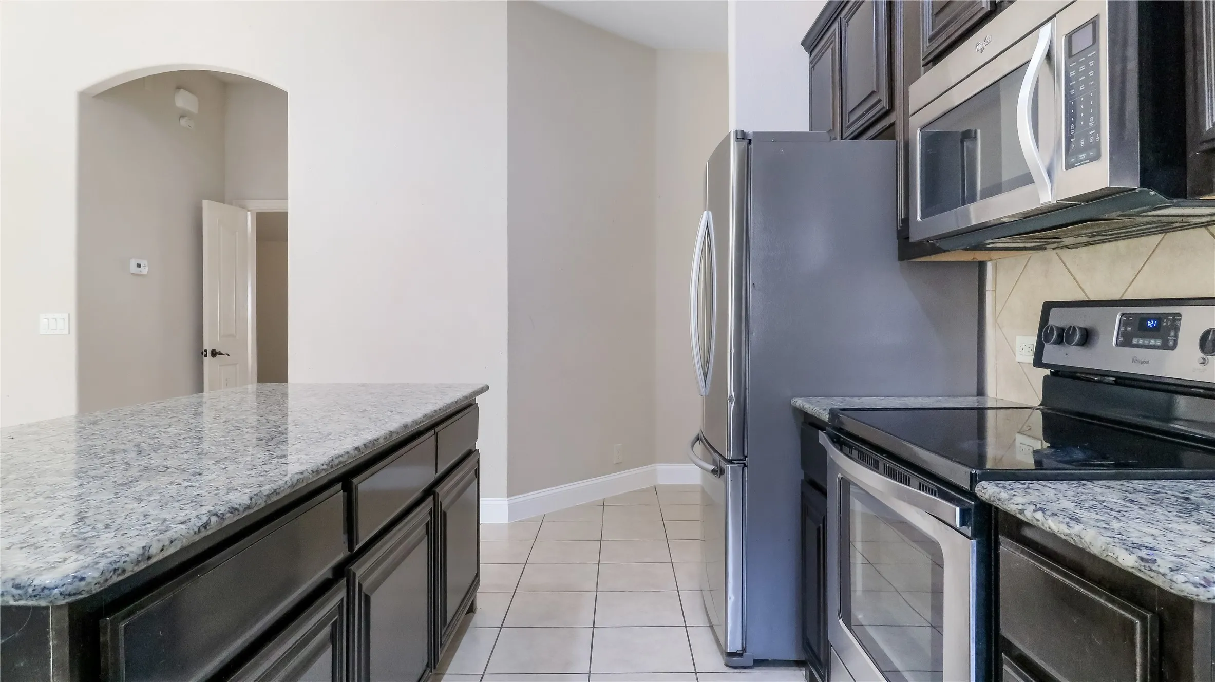 Single Family Residence For Sale in Denton County , 1208 Ponderosa Drive, Aubrey, Texas 76227, 4 Bedroom, 3 Bathroom, 2 Garage spaces, 2,464 Sqft, built in 2013, mls#21393701, Real Estate Agent in Aubrey, Homes For Sale in Denton county, Homes For Sale in Aubrey, Realtor in Aubrey Texas, Real Estate Brokerage Independent Realty Texas, Luminita Cordes Realtor