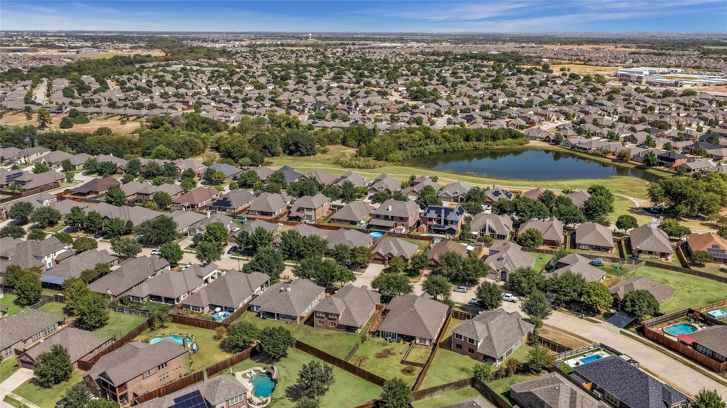 Single Family Residence For Sale in Denton County , 1208 Ponderosa Drive, Aubrey, Texas 76227, 4 Bedroom, 3 Bathroom, 2 Garage spaces, 2,464 Sqft, built in 2013, mls#21393701, Real Estate Agent in Aubrey, Homes For Sale in Denton county, Homes For Sale in Aubrey, Realtor in Aubrey Texas, Real Estate Brokerage Independent Realty Texas, Luminita Cordes Realtor