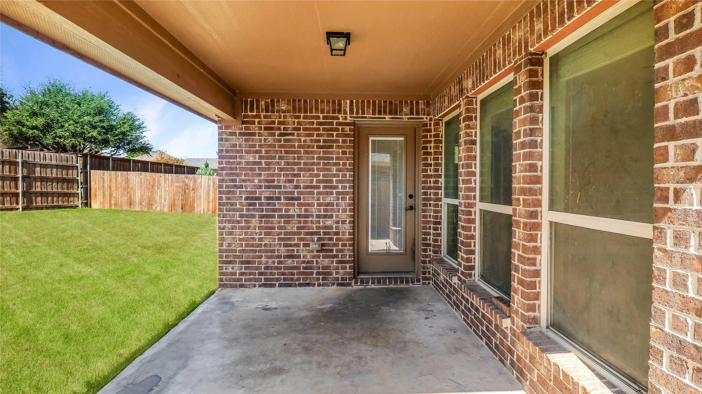 Single Family Residence For Sale in Denton County , 1208 Ponderosa Drive, Aubrey, Texas 76227, 4 Bedroom, 3 Bathroom, 2 Garage spaces, 2,464 Sqft, built in 2013, mls#21393701, Real Estate Agent in Aubrey, Homes For Sale in Denton county, Homes For Sale in Aubrey, Realtor in Aubrey Texas, Real Estate Brokerage Independent Realty Texas, Luminita Cordes Realtor