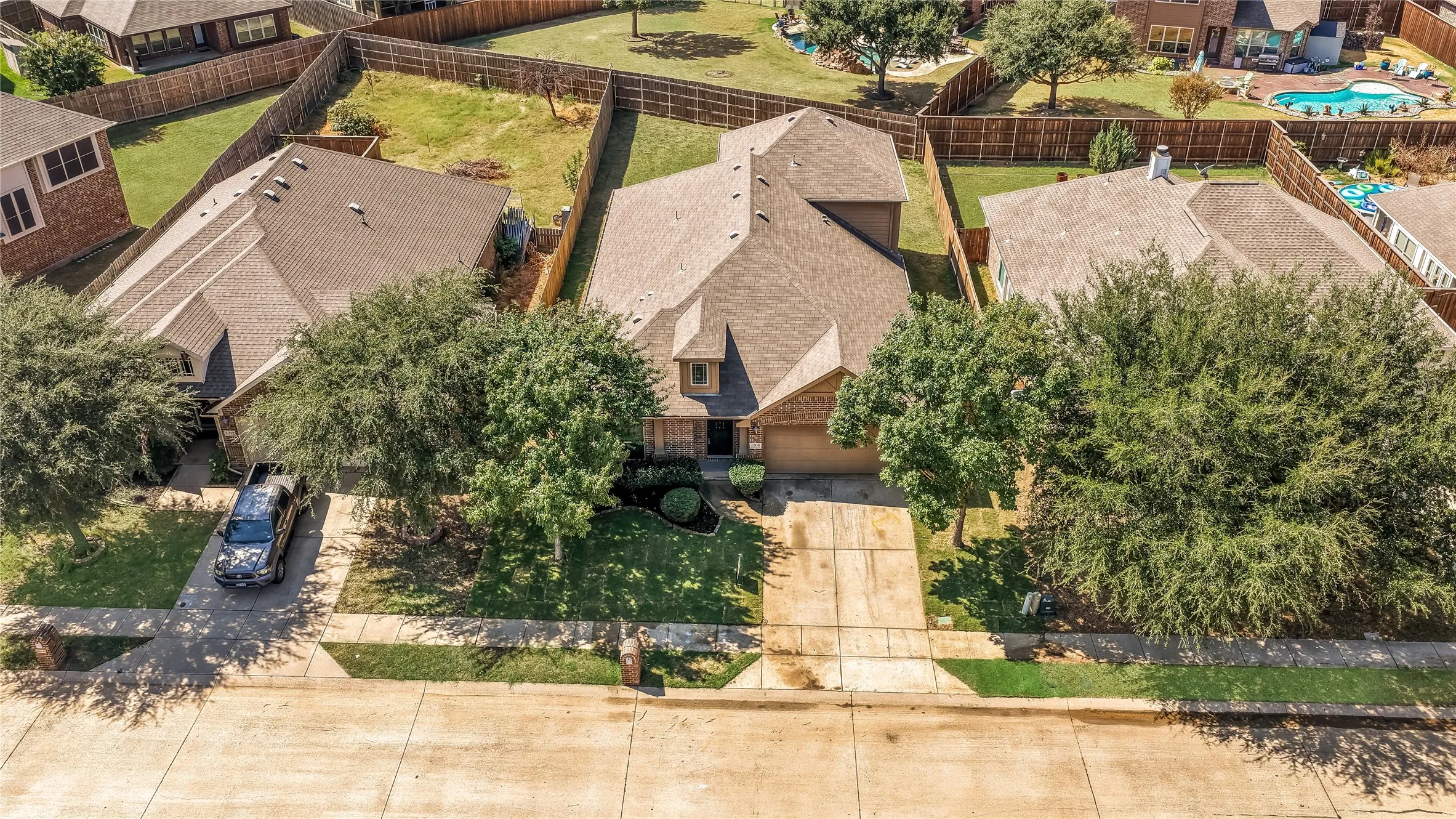 Single Family Residence For Sale in Denton County , 1208 Ponderosa Drive, Aubrey, Texas 76227, 4 Bedroom, 3 Bathroom, 2 Garage spaces, 2,464 Sqft, built in 2013, mls#21393701, Real Estate Agent in Aubrey, Homes For Sale in Denton county, Homes For Sale in Aubrey, Realtor in Aubrey Texas, Real Estate Brokerage Independent Realty Texas, Luminita Cordes Realtor