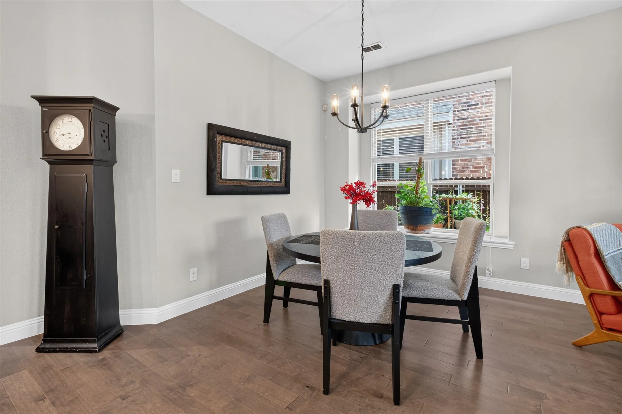 Single Family Residence For Rent in Tarrant County , 6820 Westbury Drive, North Richland Hills, Texas 76180, 4 Bedroom, 3 Bathroom, 2 Garage spaces, 2,863 Sqft, built in 2017, mls#21393703, Real Estate Agent in North Richland Hills, Homes For Rent in Tarrant county, Homes For Rent in North Richland Hills, Realtor in North Richland Hills Texas, Real Estate Brokerage Independent Realty Texas, Luminita Cordes Realtor