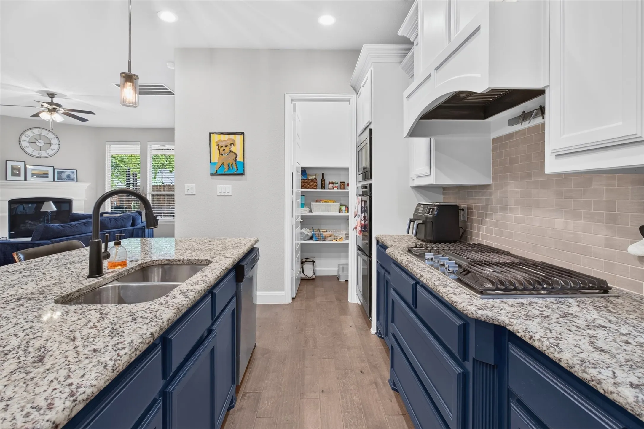 Single Family Residence For Rent in Tarrant County , 6820 Westbury Drive, North Richland Hills, Texas 76180, 4 Bedroom, 3 Bathroom, 2 Garage spaces, 2,863 Sqft, built in 2017, mls#21393703, Real Estate Agent in North Richland Hills, Homes For Rent in Tarrant county, Homes For Rent in North Richland Hills, Realtor in North Richland Hills Texas, Real Estate Brokerage Independent Realty Texas, Luminita Cordes Realtor