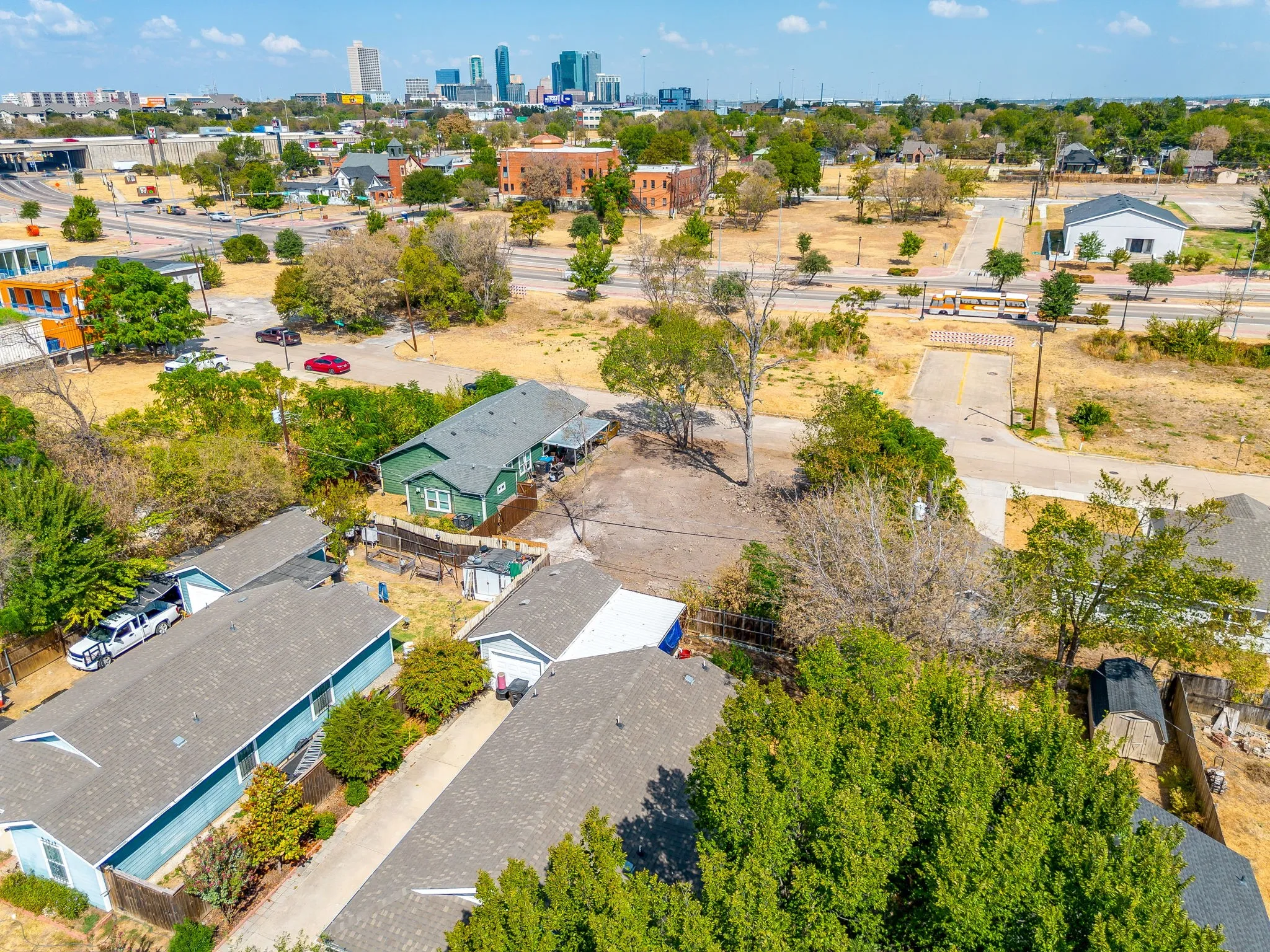 Unimproved Land For Sale in Tarrant County , 922 E Oleander Street, Fort Worth, Texas 76104, 0, 0, Garage spaces, 0 Sqft, built in 0, mls#21393704, Real Estate Agent in Fort Worth, Homes For Sale in Tarrant county, Homes For Sale in Fort Worth, Realtor in Fort Worth Texas, Real Estate Brokerage Independent Realty Texas, Luminita Cordes Realtor