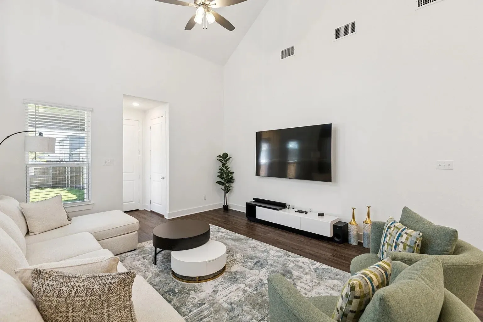 Single Family Residence For Sale in Collin County , 8224 Legacy Trail, Mc Kinney, Texas 75071, 4 Bedroom, 3 Bathroom, 2 Garage spaces, 2,297 Sqft, built in 2023, mls#21392717, Real Estate Agent in Mc Kinney, Homes For Sale in Collin county, Homes For Sale in Mc Kinney, Realtor in Mc Kinney Texas, Real Estate Brokerage Independent Realty Texas, Luminita Cordes Realtor