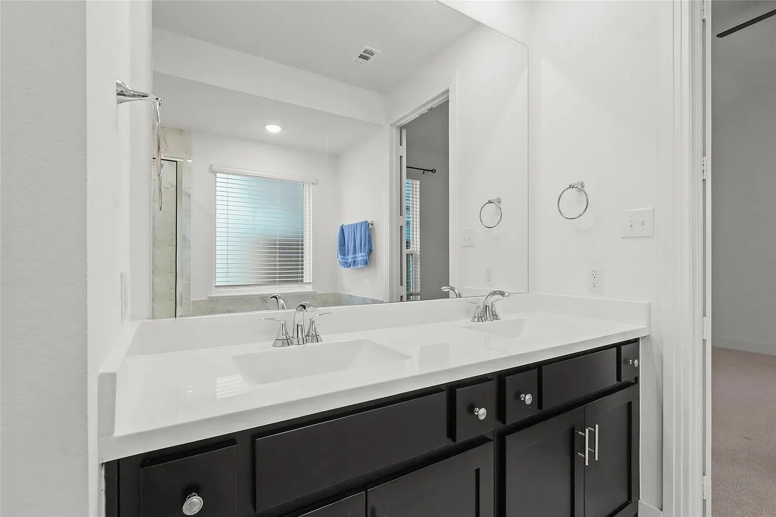 Single Family Residence For Sale in Collin County , 8224 Legacy Trail, Mc Kinney, Texas 75071, 4 Bedroom, 3 Bathroom, 2 Garage spaces, 2,297 Sqft, built in 2023, mls#21392717, Real Estate Agent in Mc Kinney, Homes For Sale in Collin county, Homes For Sale in Mc Kinney, Realtor in Mc Kinney Texas, Real Estate Brokerage Independent Realty Texas, Luminita Cordes Realtor