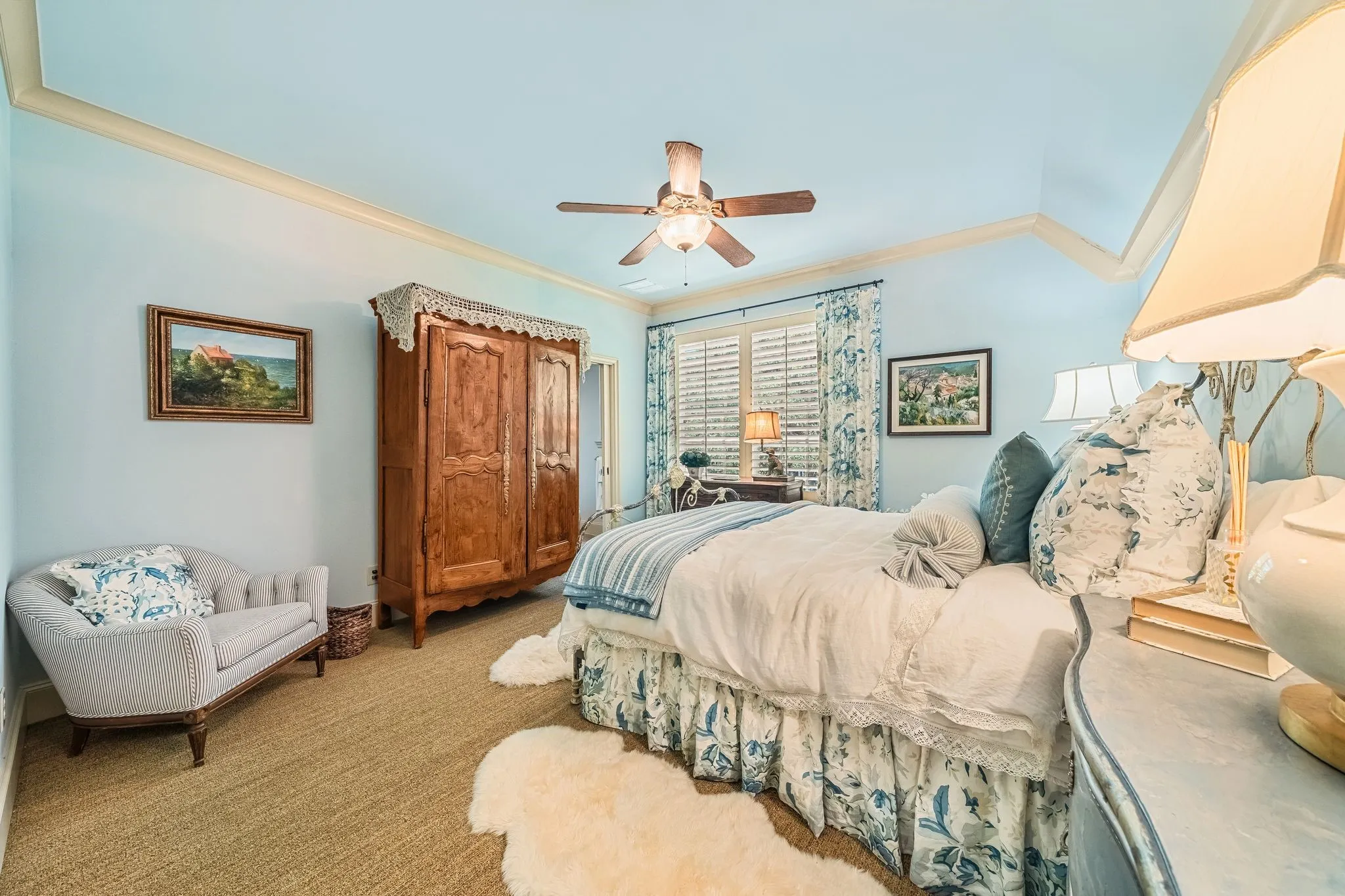 bedroom 3 of 4