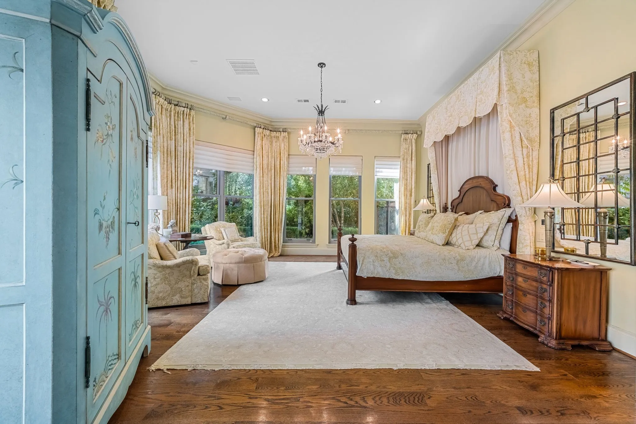 Single Family Residence For Sale in Denton County , 4508 Tour 18 Drive, Flower Mound, Texas 75022, 4 Bedroom, 6 Bathroom, 3 Garage spaces, 6,846 Sqft, built in 1995, mls#21390113, Real Estate Agent in Flower Mound, Homes For Sale in Denton county, Homes For Sale in Flower Mound, Realtor in Flower Mound Texas, Real Estate Brokerage Independent Realty Texas, Luminita Cordes Realtor