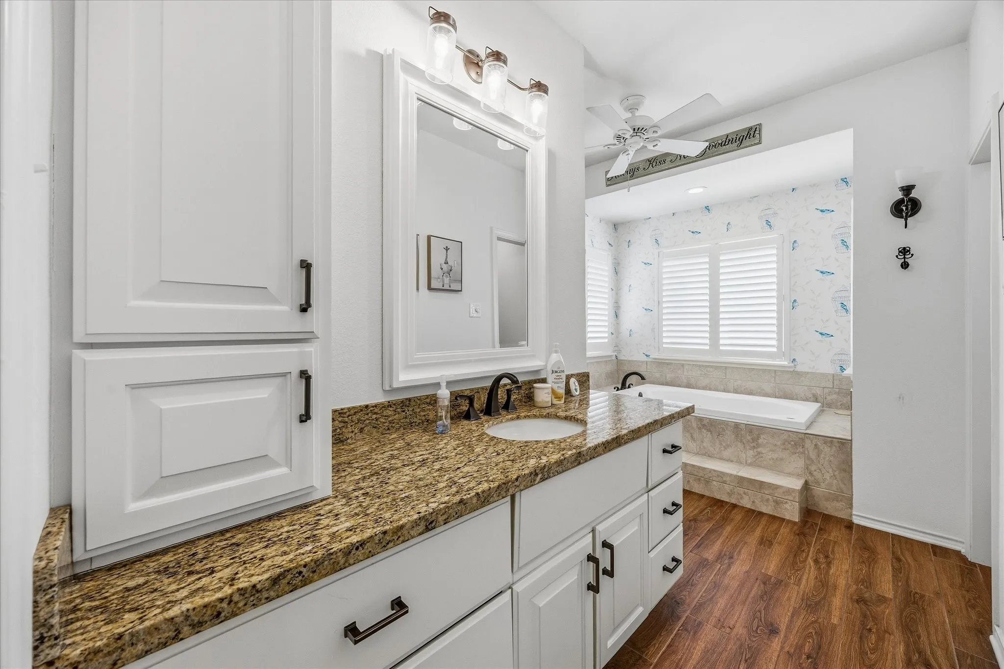 Single Family Residence For Sale in Dallas County , 106 Barnes Bridge Road, Sunnyvale, Texas 75182, 4 Bedroom, 3 Bathroom, 2 Garage spaces, 2,692 Sqft, built in 1986, mls#21392597, Real Estate Agent in Sunnyvale, Homes For Sale in Dallas county, Homes For Sale in Sunnyvale, Realtor in Sunnyvale Texas, Real Estate Brokerage Independent Realty Texas, Luminita Cordes Realtor