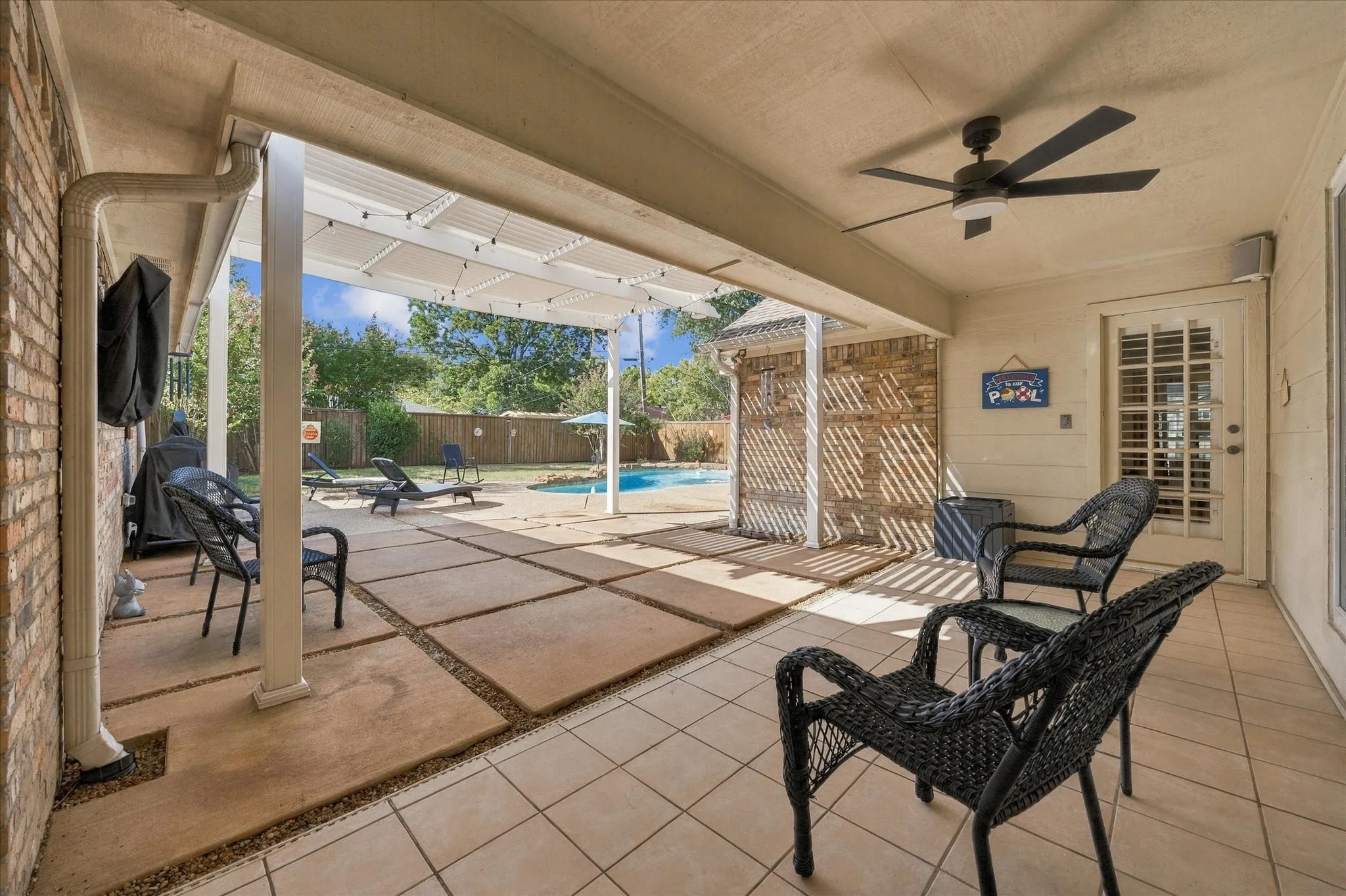 Single Family Residence For Sale in Dallas County , 106 Barnes Bridge Road, Sunnyvale, Texas 75182, 4 Bedroom, 3 Bathroom, 2 Garage spaces, 2,692 Sqft, built in 1986, mls#21392597, Real Estate Agent in Sunnyvale, Homes For Sale in Dallas county, Homes For Sale in Sunnyvale, Realtor in Sunnyvale Texas, Real Estate Brokerage Independent Realty Texas, Luminita Cordes Realtor