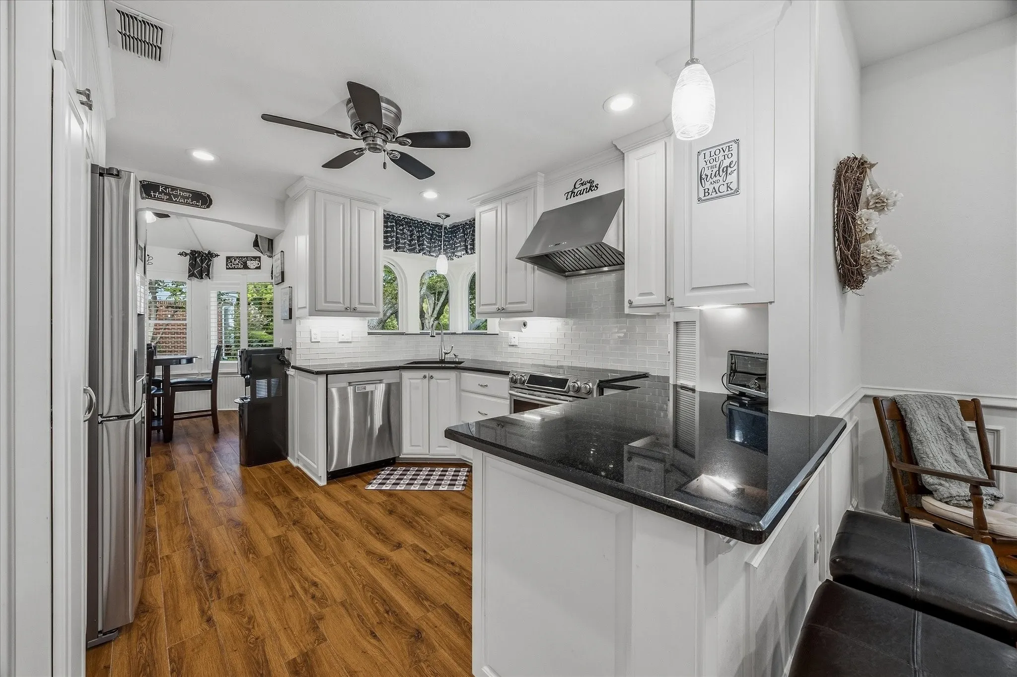 Single Family Residence For Sale in Dallas County , 106 Barnes Bridge Road, Sunnyvale, Texas 75182, 4 Bedroom, 3 Bathroom, 2 Garage spaces, 2,692 Sqft, built in 1986, mls#21392597, Real Estate Agent in Sunnyvale, Homes For Sale in Dallas county, Homes For Sale in Sunnyvale, Realtor in Sunnyvale Texas, Real Estate Brokerage Independent Realty Texas, Luminita Cordes Realtor