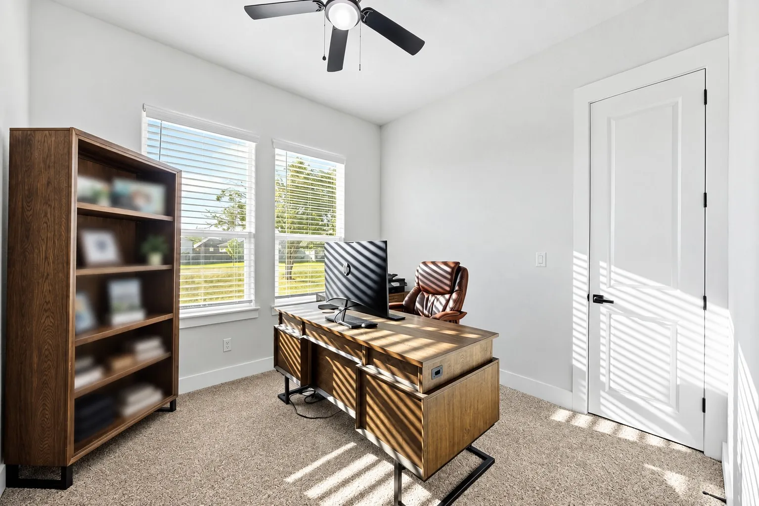 Single Family Residence For Sale in Tarrant County , 5637 Pollys Way, Fort Worth, Texas 76126, 3 Bedroom, 4 Bathroom, 2 Garage spaces, 2,535 Sqft, built in 2023, mls#21390878, Real Estate Agent in Fort Worth, Homes For Sale in Tarrant county, Homes For Sale in Fort Worth, Realtor in Fort Worth Texas, Real Estate Brokerage Independent Realty Texas, Luminita Cordes Realtor