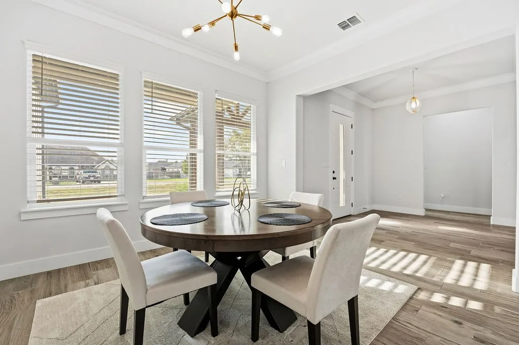 Single Family Residence For Sale in Tarrant County , 5637 Pollys Way, Fort Worth, Texas 76126, 3 Bedroom, 4 Bathroom, 2 Garage spaces, 2,535 Sqft, built in 2023, mls#21390878, Real Estate Agent in Fort Worth, Homes For Sale in Tarrant county, Homes For Sale in Fort Worth, Realtor in Fort Worth Texas, Real Estate Brokerage Independent Realty Texas, Luminita Cordes Realtor