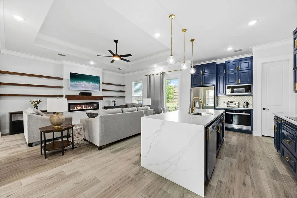 Single Family Residence For Sale in Tarrant County , 5637 Pollys Way, Fort Worth, Texas 76126, 3 Bedroom, 4 Bathroom, 2 Garage spaces, 2,535 Sqft, built in 2023, mls#21390878, Real Estate Agent in Fort Worth, Homes For Sale in Tarrant county, Homes For Sale in Fort Worth, Realtor in Fort Worth Texas, Real Estate Brokerage Independent Realty Texas, Luminita Cordes Realtor