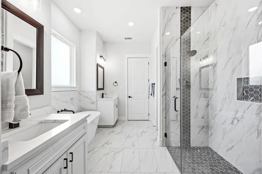 Single Family Residence For Sale in Tarrant County , 5637 Pollys Way, Fort Worth, Texas 76126, 3 Bedroom, 4 Bathroom, 2 Garage spaces, 2,535 Sqft, built in 2023, mls#21390878, Real Estate Agent in Fort Worth, Homes For Sale in Tarrant county, Homes For Sale in Fort Worth, Realtor in Fort Worth Texas, Real Estate Brokerage Independent Realty Texas, Luminita Cordes Realtor