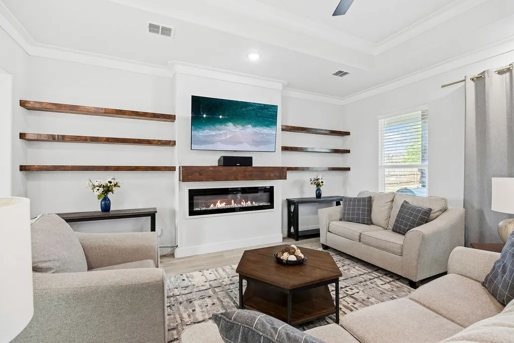 Single Family Residence For Sale in Tarrant County , 5637 Pollys Way, Fort Worth, Texas 76126, 3 Bedroom, 4 Bathroom, 2 Garage spaces, 2,535 Sqft, built in 2023, mls#21390878, Real Estate Agent in Fort Worth, Homes For Sale in Tarrant county, Homes For Sale in Fort Worth, Realtor in Fort Worth Texas, Real Estate Brokerage Independent Realty Texas, Luminita Cordes Realtor