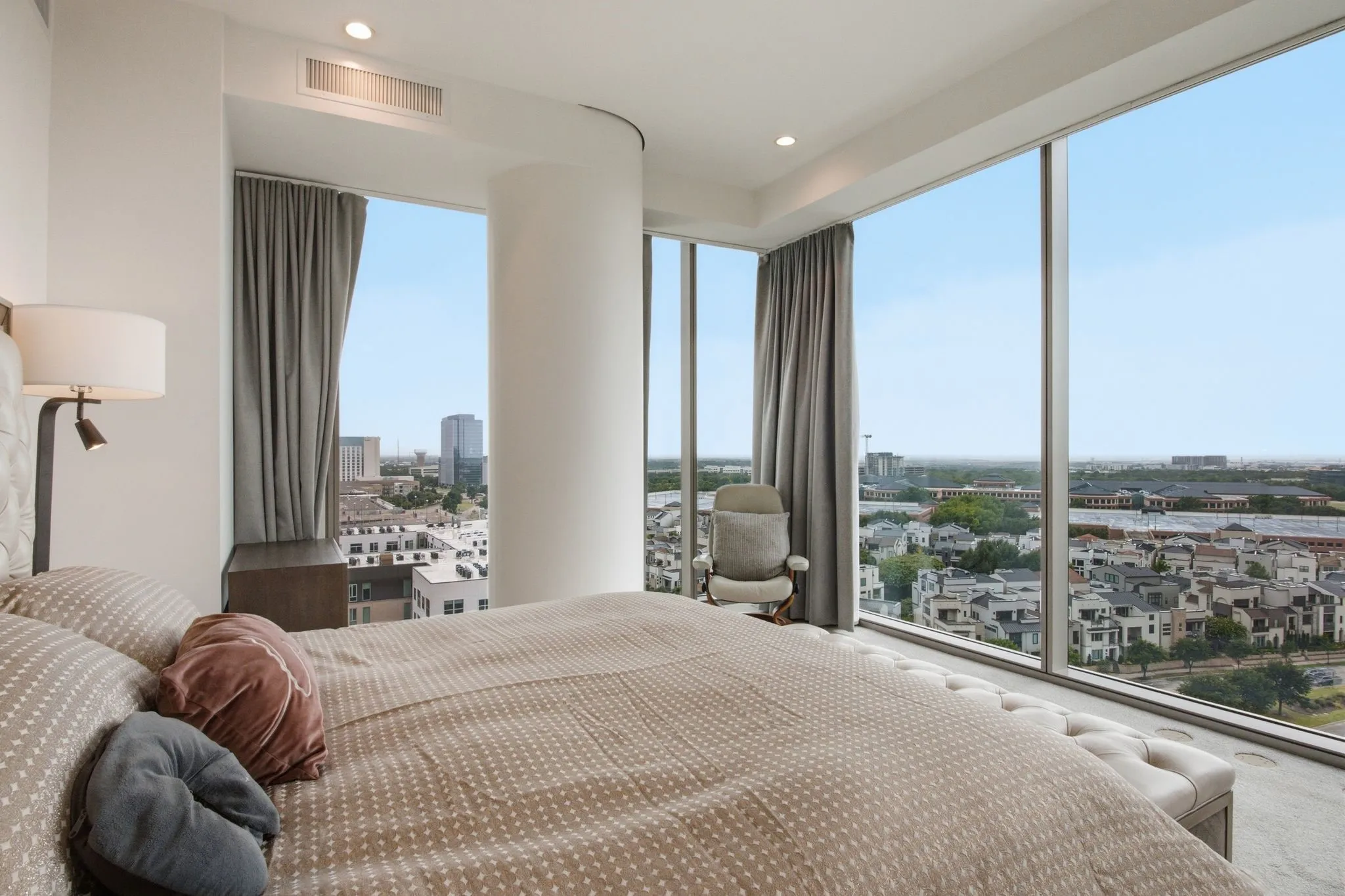 Condominium For Rent in Collin County , 7901 Windrose Avenue 1201, Plano, Texas 75024, 2 Bedroom, 3 Bathroom, 2 Garage spaces, 2,245 Sqft, built in 2019, mls#21393720, Real Estate Agent in Plano, Homes For Rent in Collin county, Homes For Rent in Plano, Realtor in Plano Texas, Real Estate Brokerage Independent Realty Texas, Luminita Cordes Realtor