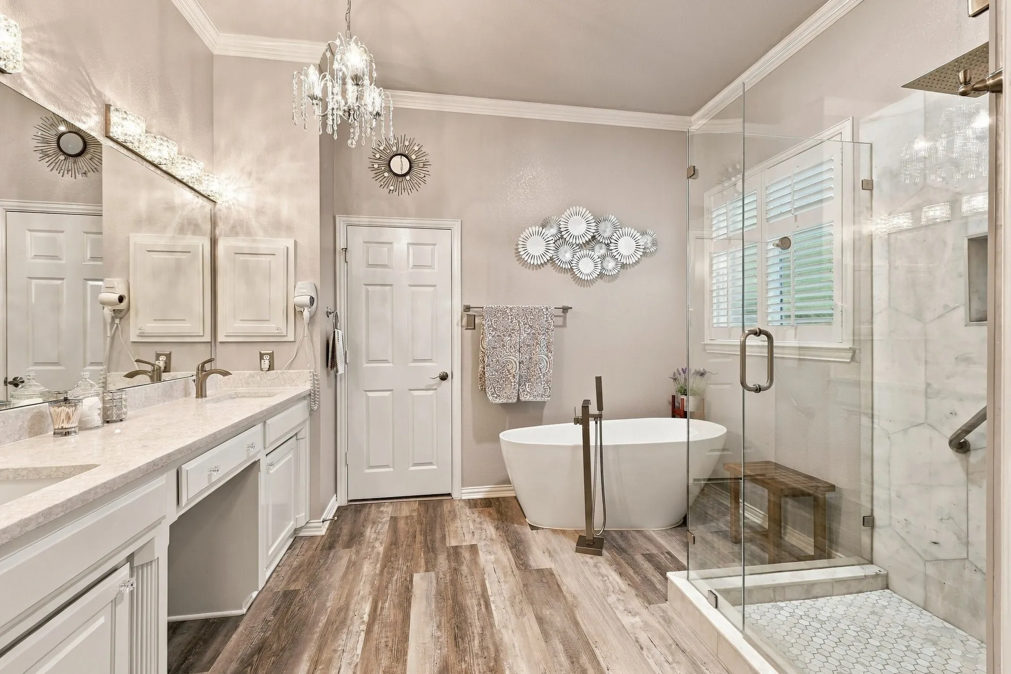 Single Family Residence For Sale in Tarrant County , 8628 Lantana Drive, North Richland Hills, Texas 76180, 3 Bedroom, 2 Bathroom, 2 Garage spaces, 2,480 Sqft, built in 2006, mls#21393432, Real Estate Agent in North Richland Hills, Homes For Sale in Tarrant county, Homes For Sale in North Richland Hills, Realtor in North Richland Hills Texas, Real Estate Brokerage Independent Realty Texas, Luminita Cordes Realtor