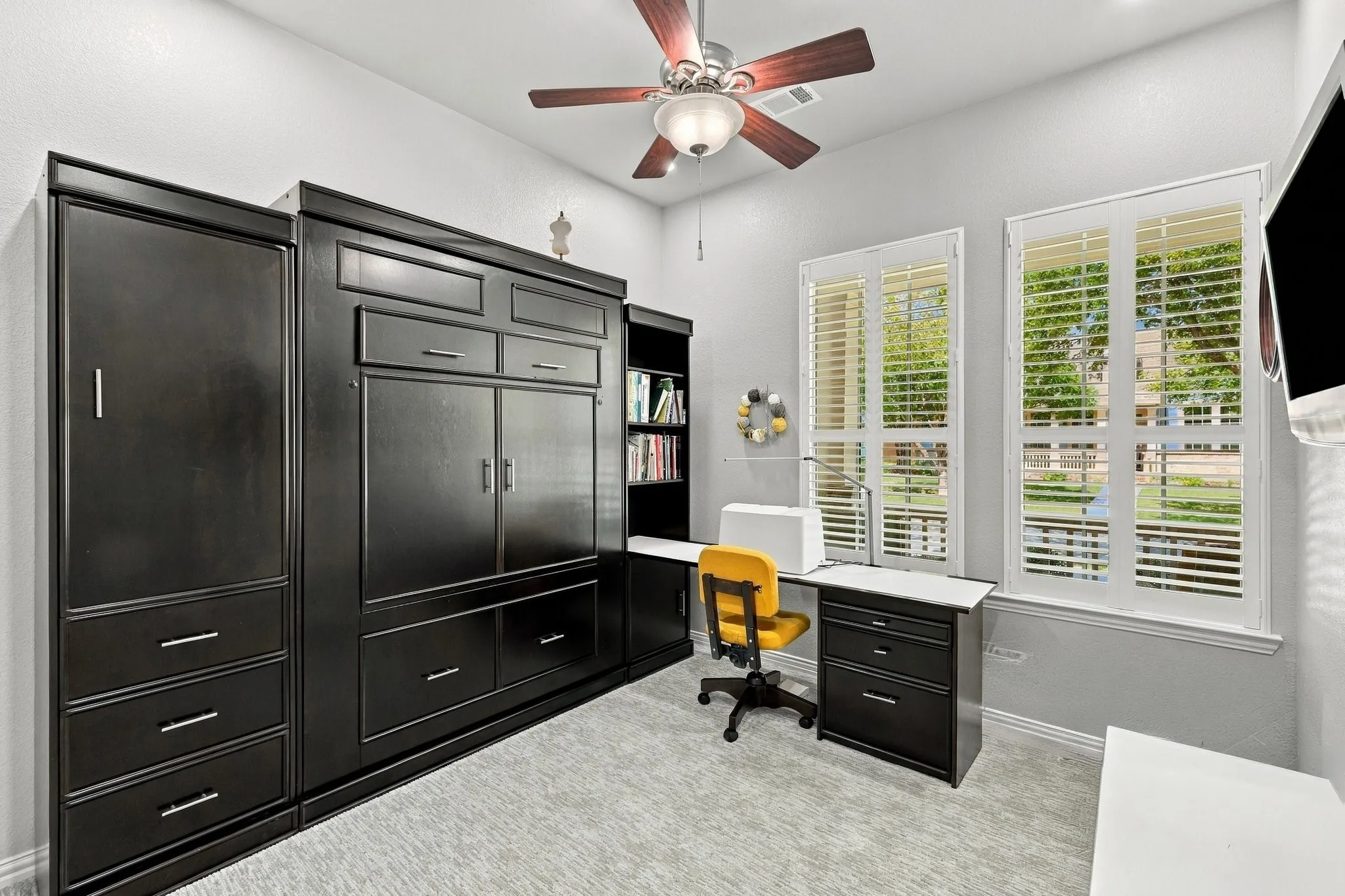 Second bedroom
