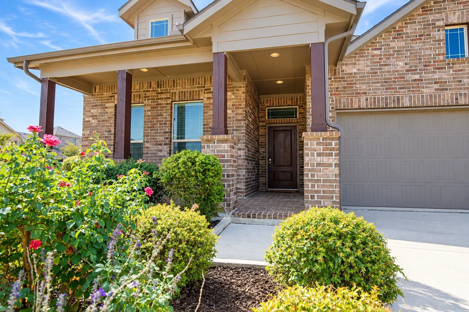 Single Family Residence For Sale in Denton County , 2401 Mockingbird Court, Northlake, Texas 76247, 4 Bedroom, 3 Bathroom, 2 Garage spaces, 2,743 Sqft, built in 2019, mls#21393727, Real Estate Agent in Northlake, Homes For Sale in Denton county, Homes For Sale in Northlake, Realtor in Northlake Texas, Real Estate Brokerage Independent Realty Texas, Luminita Cordes Realtor