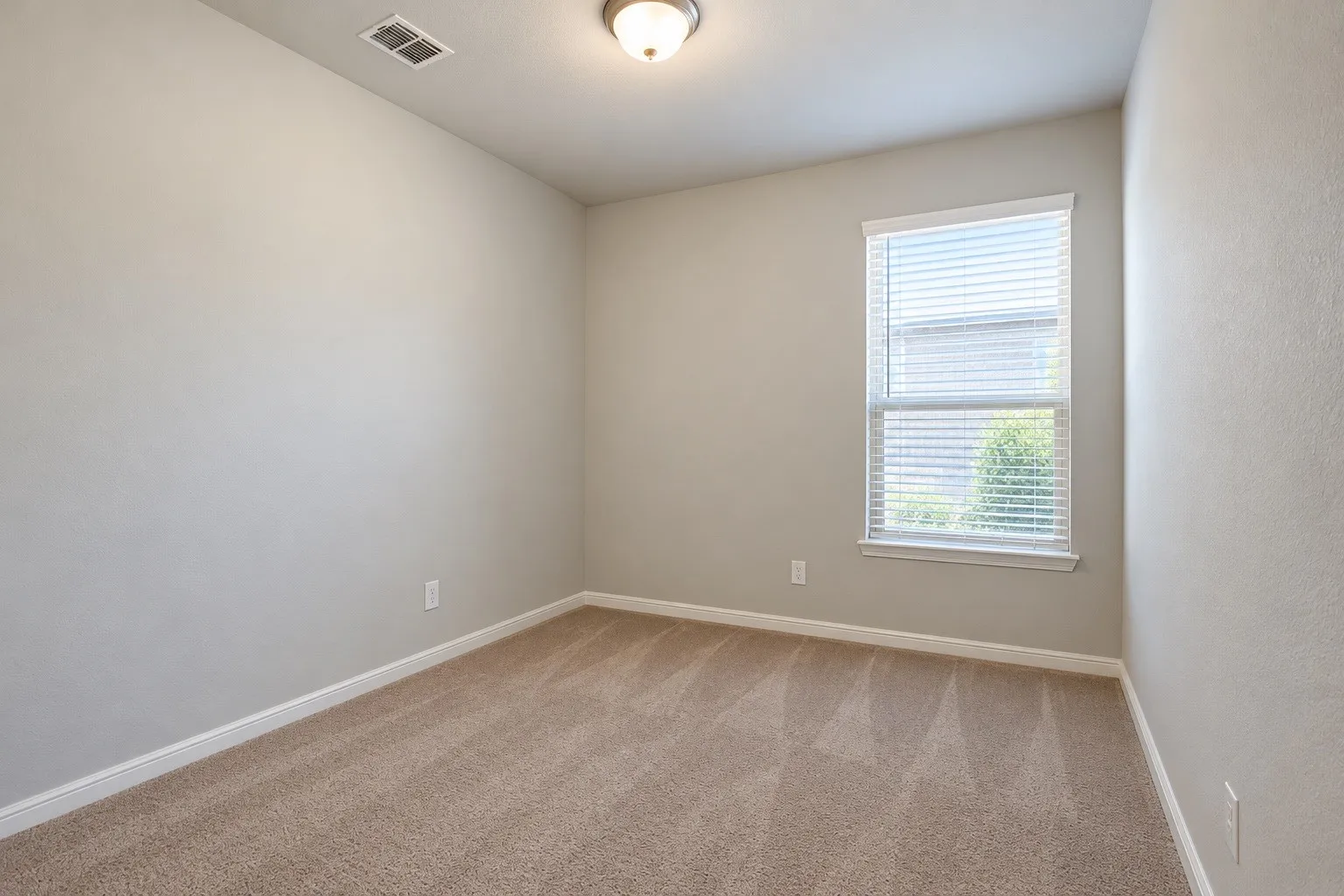 Single Family Residence For Sale in Denton County , 2401 Mockingbird Court, Northlake, Texas 76247, 4 Bedroom, 3 Bathroom, 2 Garage spaces, 2,743 Sqft, built in 2019, mls#21393727, Real Estate Agent in Northlake, Homes For Sale in Denton county, Homes For Sale in Northlake, Realtor in Northlake Texas, Real Estate Brokerage Independent Realty Texas, Luminita Cordes Realtor
