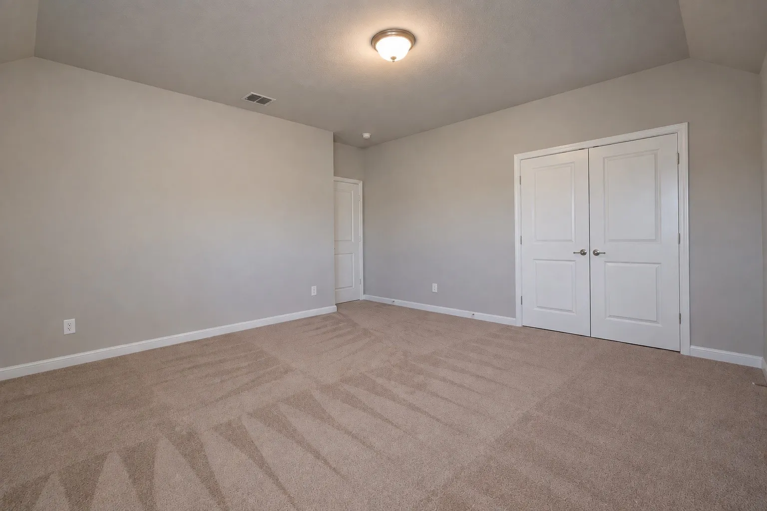 Single Family Residence For Sale in Denton County , 2401 Mockingbird Court, Northlake, Texas 76247, 4 Bedroom, 3 Bathroom, 2 Garage spaces, 2,743 Sqft, built in 2019, mls#21393727, Real Estate Agent in Northlake, Homes For Sale in Denton county, Homes For Sale in Northlake, Realtor in Northlake Texas, Real Estate Brokerage Independent Realty Texas, Luminita Cordes Realtor