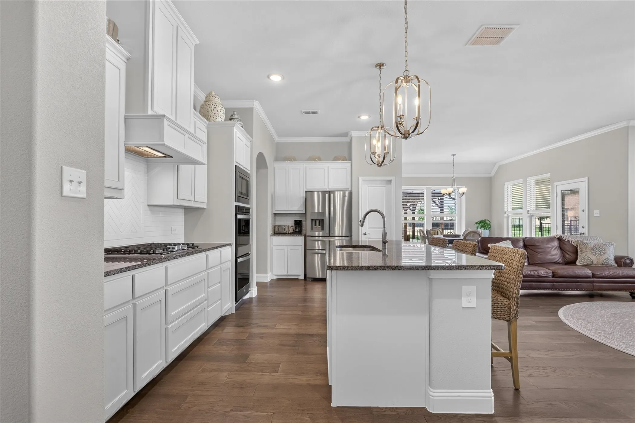 Single Family Residence For Sale in Johnson County , 1070 Mickelson Drive, Granbury, Texas 76048, 3 Bedroom, 2 Bathroom, 2 Garage spaces, 2,313 Sqft, built in 2022, mls#21391838, Real Estate Agent in Granbury, Homes For Sale in Johnson county, Homes For Sale in Granbury, Realtor in Granbury Texas, Real Estate Brokerage Independent Realty Texas, Luminita Cordes Realtor