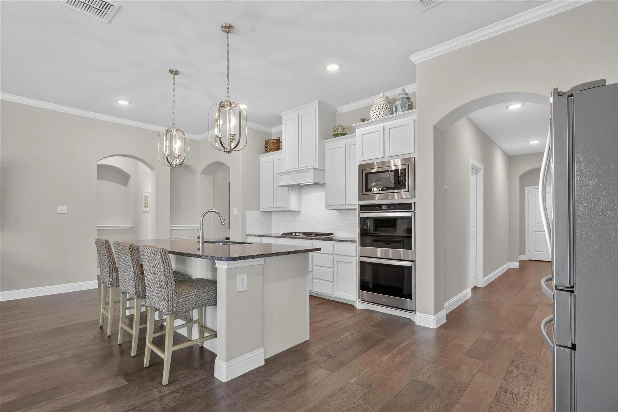 Single Family Residence For Sale in Johnson County , 1070 Mickelson Drive, Granbury, Texas 76048, 3 Bedroom, 2 Bathroom, 2 Garage spaces, 2,313 Sqft, built in 2022, mls#21391838, Real Estate Agent in Granbury, Homes For Sale in Johnson county, Homes For Sale in Granbury, Realtor in Granbury Texas, Real Estate Brokerage Independent Realty Texas, Luminita Cordes Realtor