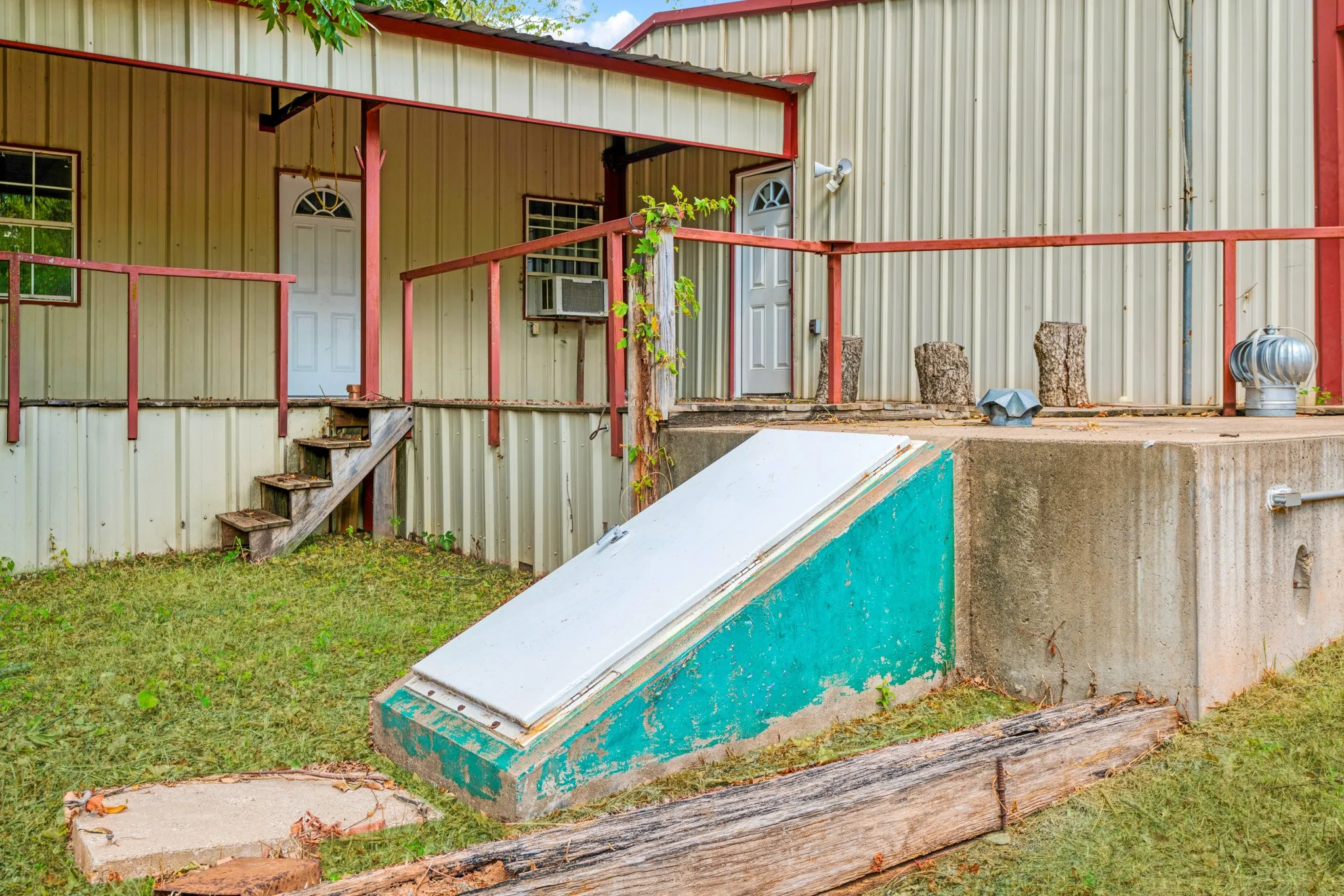 Storm cellar—an especially valuable feature for North Texas living.