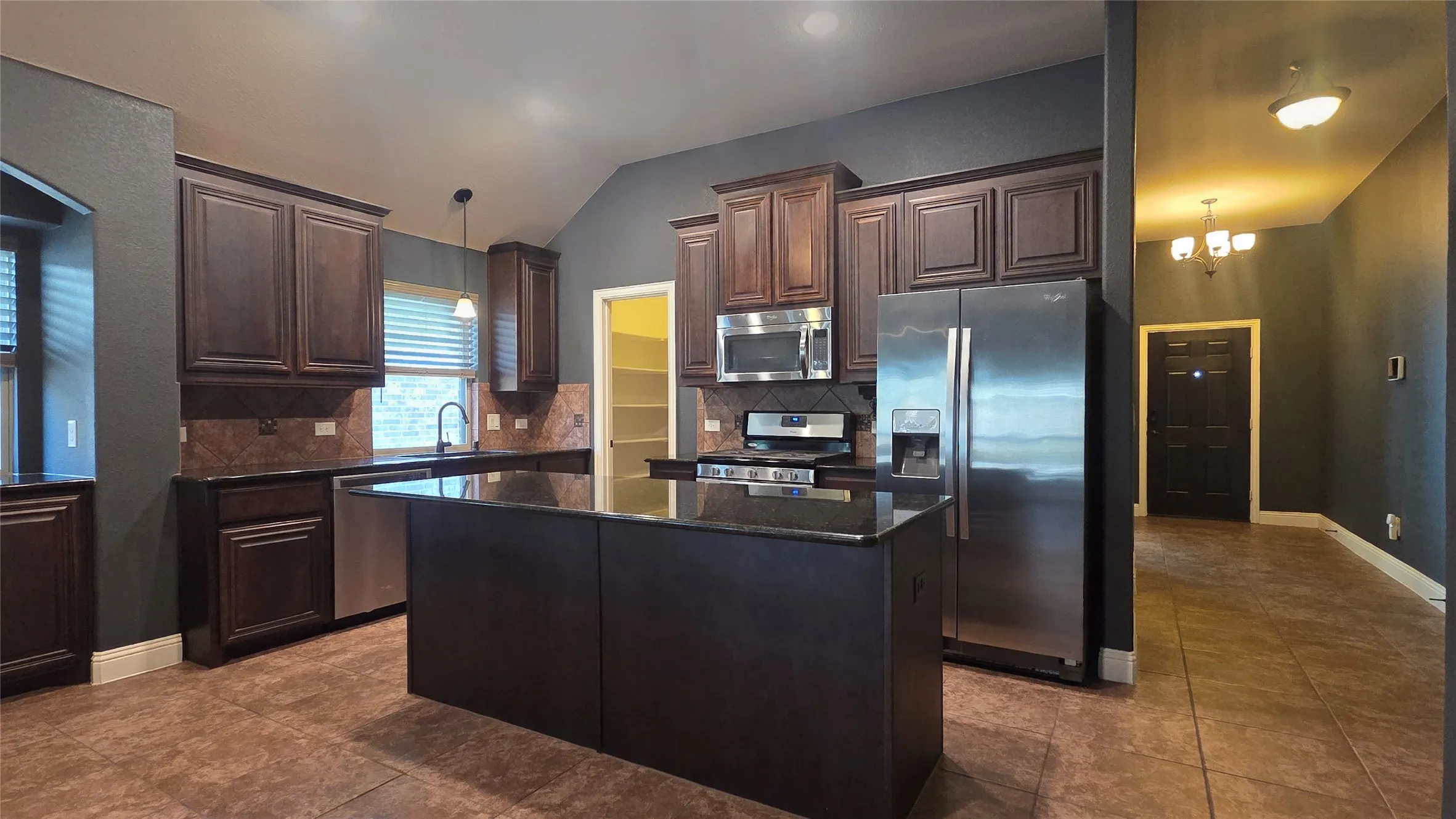 Single Family Residence For Rent in Collin County , 525 Bamborough Drive, Anna, Texas 75409, 4 Bedroom, 2 Bathroom, 2 Garage spaces, 2,045 Sqft, built in 2016, mls#21393728, Real Estate Agent in Anna, Homes For Rent in Collin county, Homes For Rent in Anna, Realtor in Anna Texas, Real Estate Brokerage Independent Realty Texas, Luminita Cordes Realtor