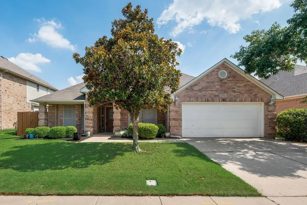 Single Family Residence For Rent in Tarrant County , 4736 Emerald Trace Way, Fort Worth, Texas 76244, 4 Bedroom, 2 Bathroom, 2 Garage spaces, 2,416 Sqft, built in 2001, mls#21392716, Real Estate Agent in Fort Worth, Homes For Rent in Tarrant county, Homes For Rent in Fort Worth, Realtor in Fort Worth Texas, Real Estate Brokerage Independent Realty Texas, Luminita Cordes Realtor