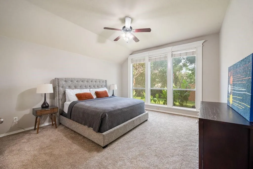 Single Family Residence For Rent in Tarrant County , 4736 Emerald Trace Way, Fort Worth, Texas 76244, 4 Bedroom, 2 Bathroom, 2 Garage spaces, 2,416 Sqft, built in 2001, mls#21392716, Real Estate Agent in Fort Worth, Homes For Rent in Tarrant county, Homes For Rent in Fort Worth, Realtor in Fort Worth Texas, Real Estate Brokerage Independent Realty Texas, Luminita Cordes Realtor