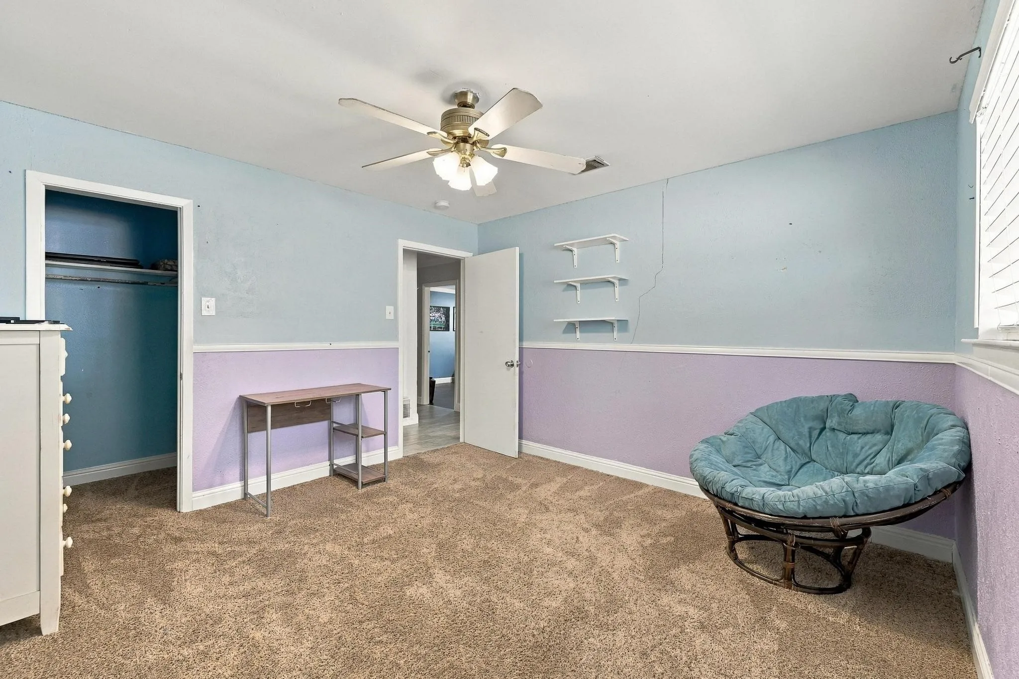 Single Family Residence For Sale in Grayson County , 928 Maple Street, Howe, Texas 75459, 4 Bedroom, 2 Bathroom, Garage spaces, 1,545 Sqft, built in 1976, mls#21392480, Real Estate Agent in Howe, Homes For Sale in Grayson county, Homes For Sale in Howe, Realtor in Howe Texas, Real Estate Brokerage Independent Realty Texas, Luminita Cordes Realtor