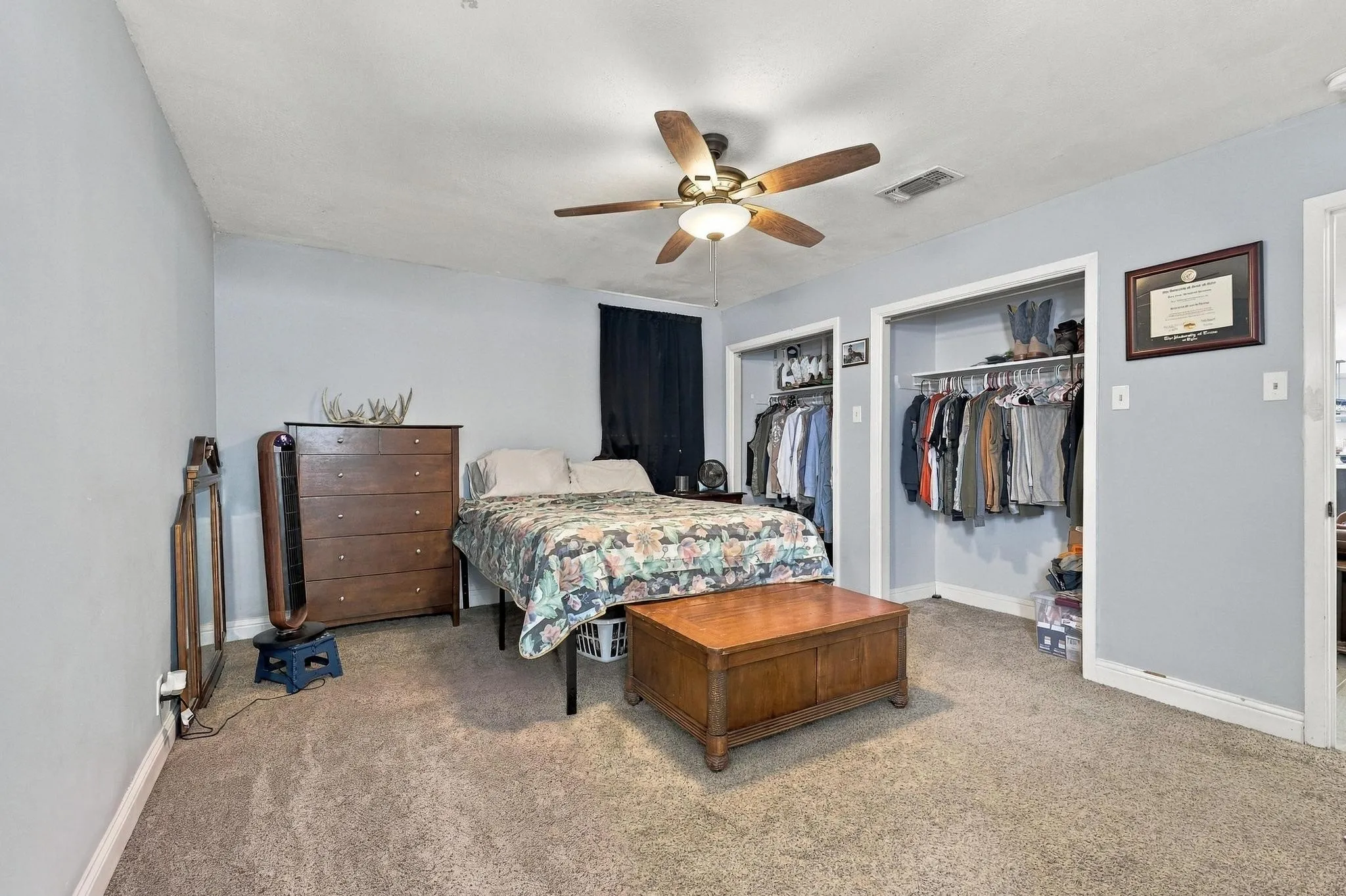 Single Family Residence For Sale in Grayson County , 928 Maple Street, Howe, Texas 75459, 4 Bedroom, 2 Bathroom, Garage spaces, 1,545 Sqft, built in 1976, mls#21392480, Real Estate Agent in Howe, Homes For Sale in Grayson county, Homes For Sale in Howe, Realtor in Howe Texas, Real Estate Brokerage Independent Realty Texas, Luminita Cordes Realtor