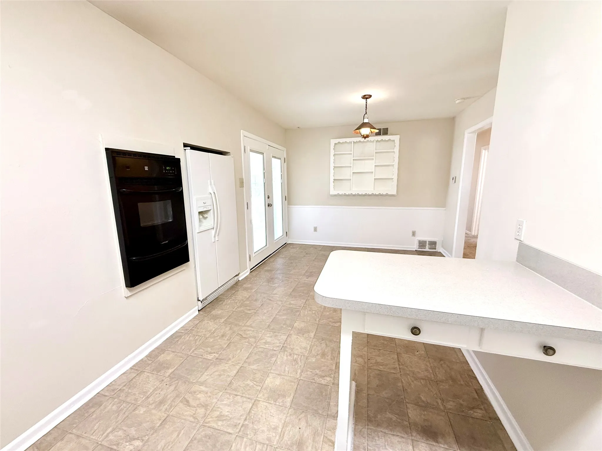 Single Family Residence For Sale in Dallas County , 1310 Hampshire Lane, Richardson, Texas 75080, 3 Bedroom, 2 Bathroom, 2 Garage spaces, 1,199 Sqft, built in 1959, mls#21393737, Real Estate Agent in Richardson, Homes For Sale in Dallas county, Homes For Sale in Richardson, Realtor in Richardson Texas, Real Estate Brokerage Independent Realty Texas, Luminita Cordes Realtor
