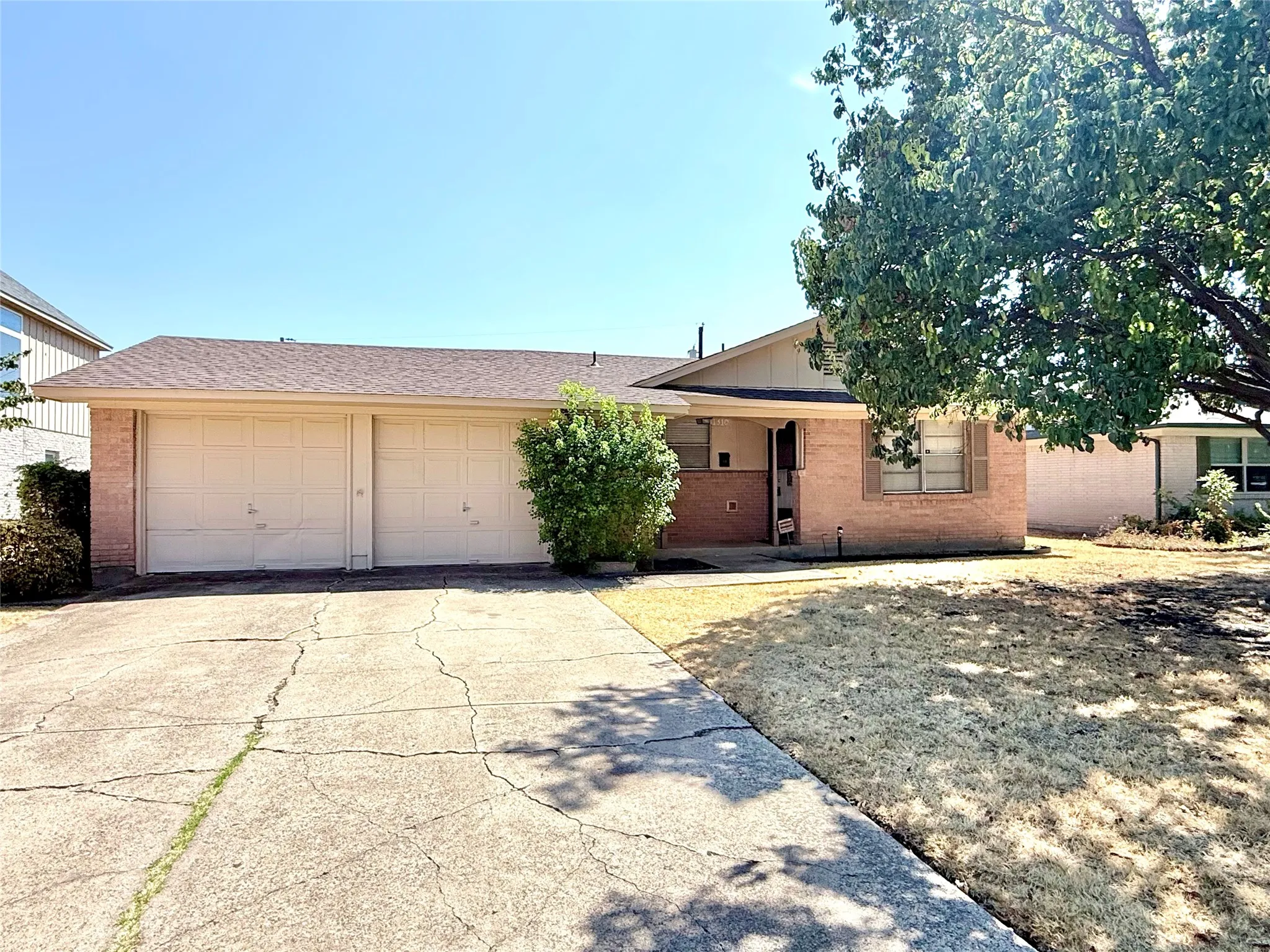 Single Family Residence For Sale