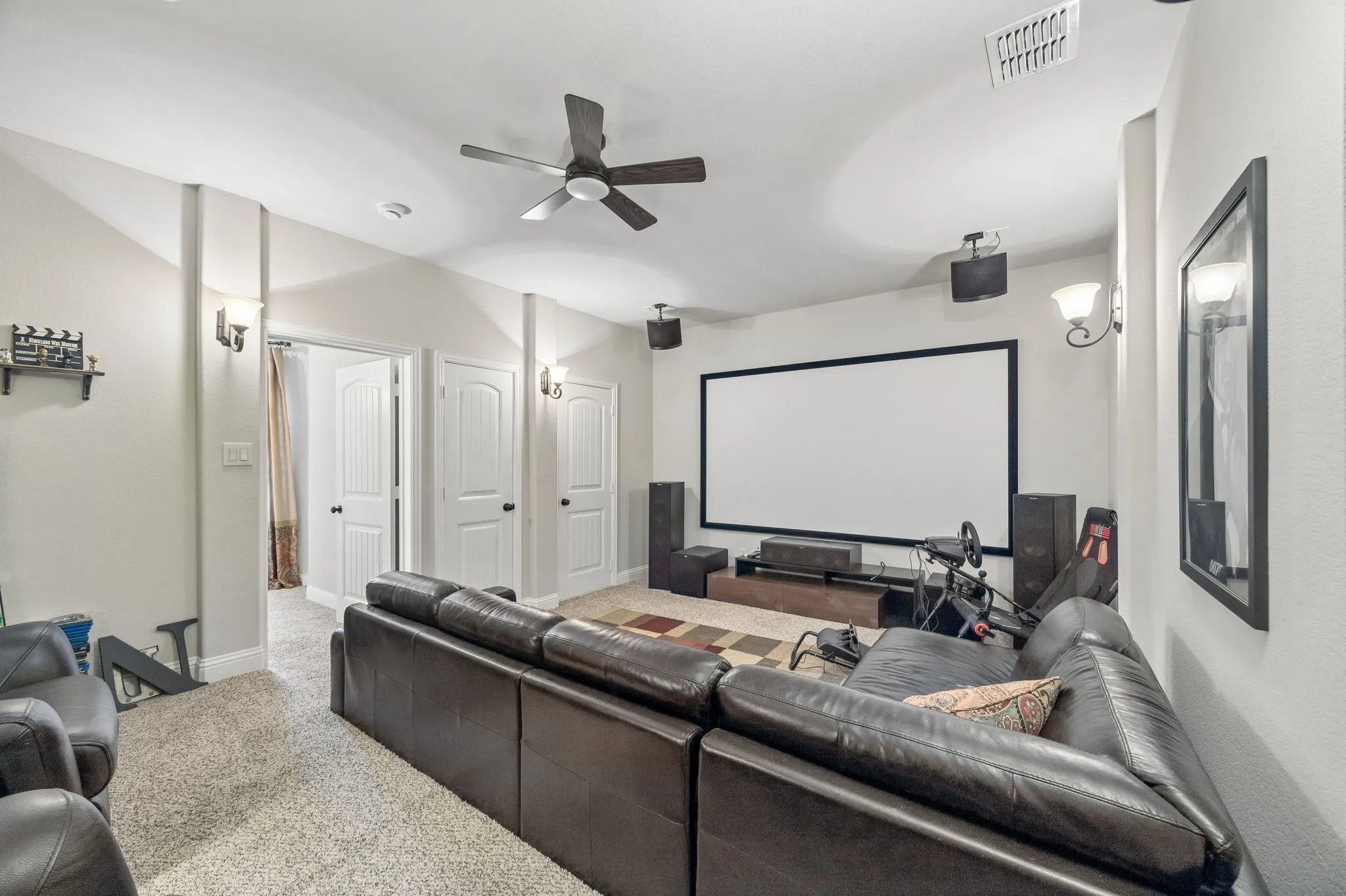 Single Family Residence For Sale in Rockwall County , 1013 Ember Crest Drive, Rockwall, Texas 75087, 5 Bedroom, 5 Bathroom, 3 Garage spaces, 3,691 Sqft, built in 2014, mls#21393625, Real Estate Agent in Rockwall, Homes For Sale in Rockwall county, Homes For Sale in Rockwall, Realtor in Rockwall Texas, Real Estate Brokerage Independent Realty Texas, Luminita Cordes Realtor