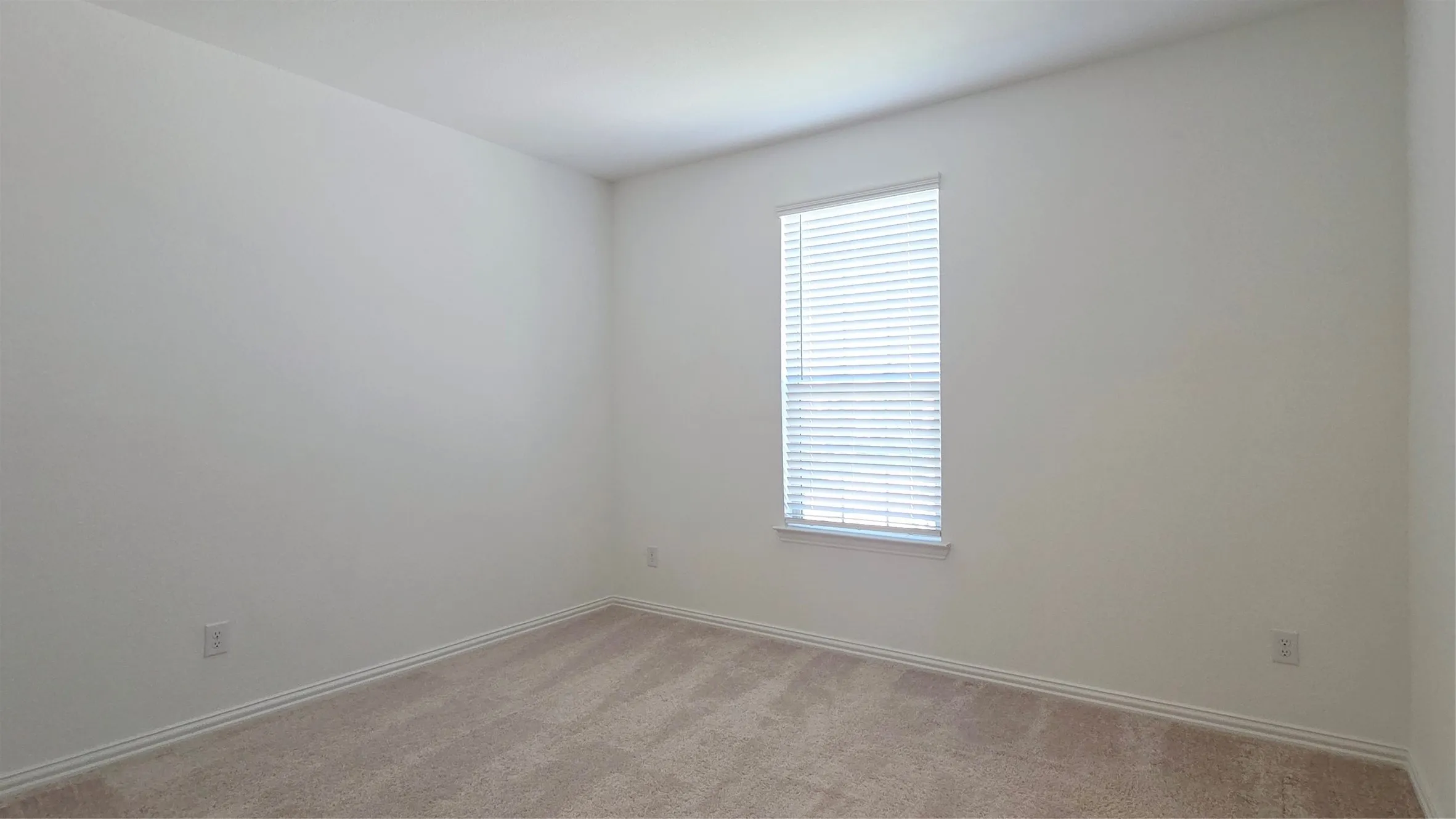 Single Family Residence For Rent in Collin County , 8104 Blue Heron Lane, Mc Kinney, Texas 75071, 4 Bedroom, 4 Bathroom, 2 Garage spaces, 3,106 Sqft, built in 2023, mls#21393751, Real Estate Agent in Mc Kinney, Homes For Rent in Collin county, Homes For Rent in Mc Kinney, Realtor in Mc Kinney Texas, Real Estate Brokerage Independent Realty Texas, Luminita Cordes Realtor