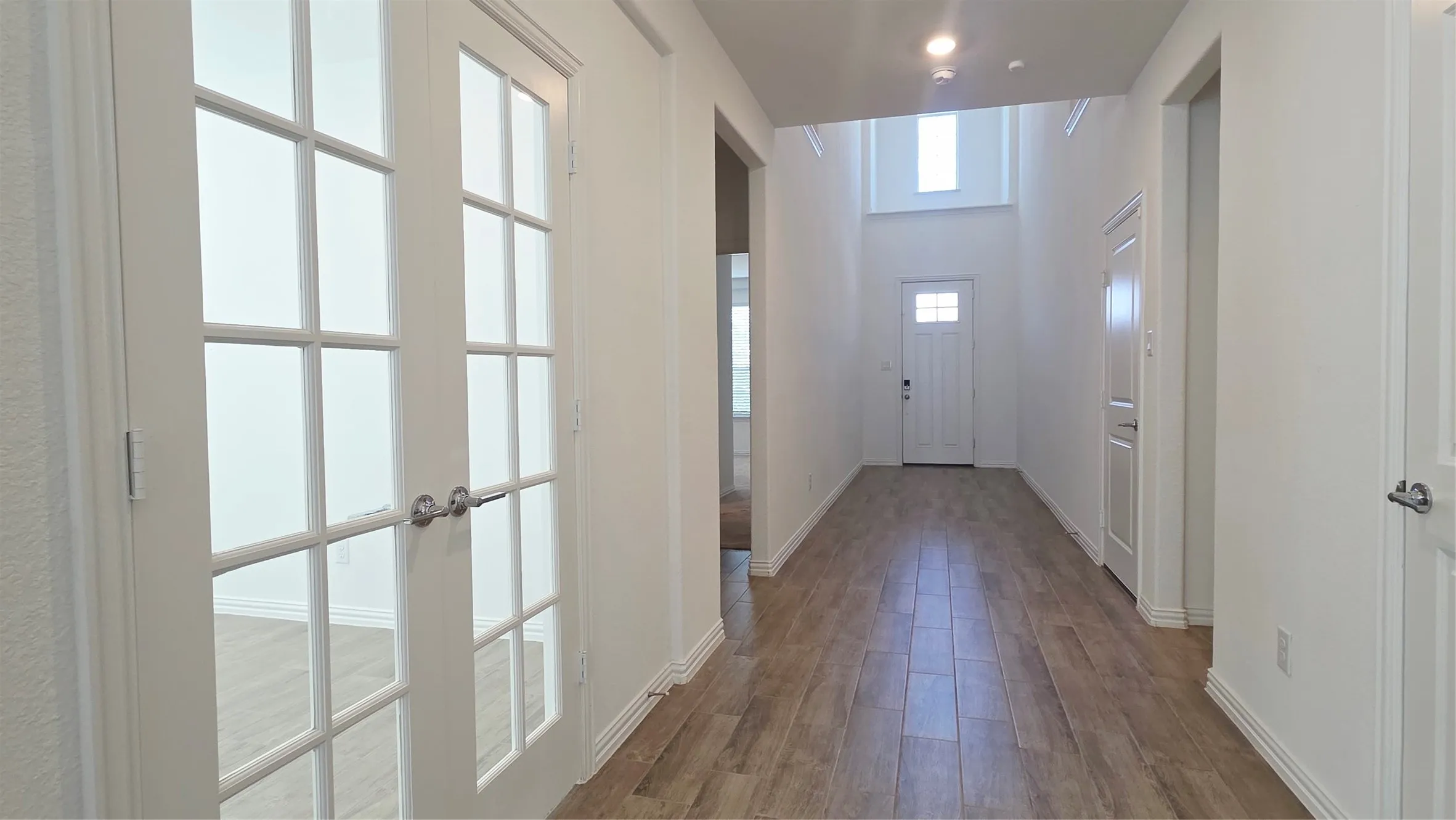 Single Family Residence For Rent in Collin County , 8104 Blue Heron Lane, Mc Kinney, Texas 75071, 4 Bedroom, 4 Bathroom, 2 Garage spaces, 3,106 Sqft, built in 2023, mls#21393751, Real Estate Agent in Mc Kinney, Homes For Rent in Collin county, Homes For Rent in Mc Kinney, Realtor in Mc Kinney Texas, Real Estate Brokerage Independent Realty Texas, Luminita Cordes Realtor