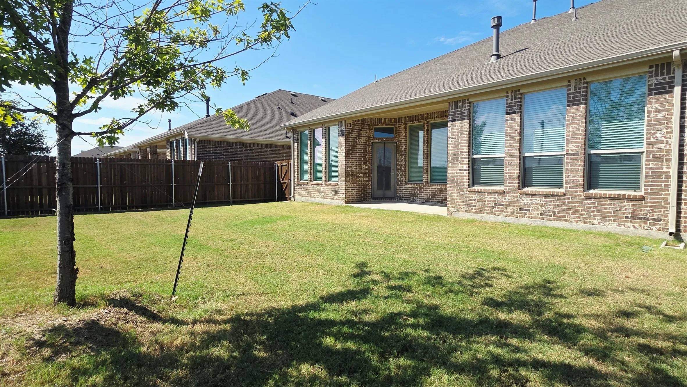 Single Family Residence For Rent in Collin County , 8104 Blue Heron Lane, Mc Kinney, Texas 75071, 4 Bedroom, 4 Bathroom, 2 Garage spaces, 3,106 Sqft, built in 2023, mls#21393751, Real Estate Agent in Mc Kinney, Homes For Rent in Collin county, Homes For Rent in Mc Kinney, Realtor in Mc Kinney Texas, Real Estate Brokerage Independent Realty Texas, Luminita Cordes Realtor