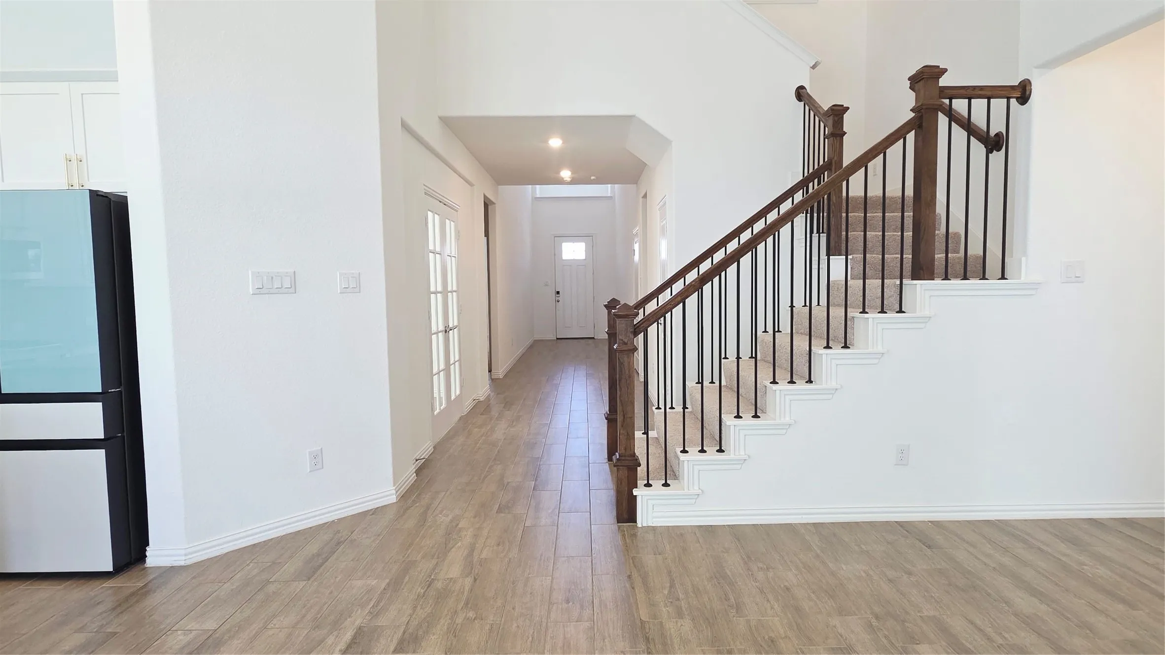 Single Family Residence For Rent in Collin County , 8104 Blue Heron Lane, Mc Kinney, Texas 75071, 4 Bedroom, 4 Bathroom, 2 Garage spaces, 3,106 Sqft, built in 2023, mls#21393751, Real Estate Agent in Mc Kinney, Homes For Rent in Collin county, Homes For Rent in Mc Kinney, Realtor in Mc Kinney Texas, Real Estate Brokerage Independent Realty Texas, Luminita Cordes Realtor