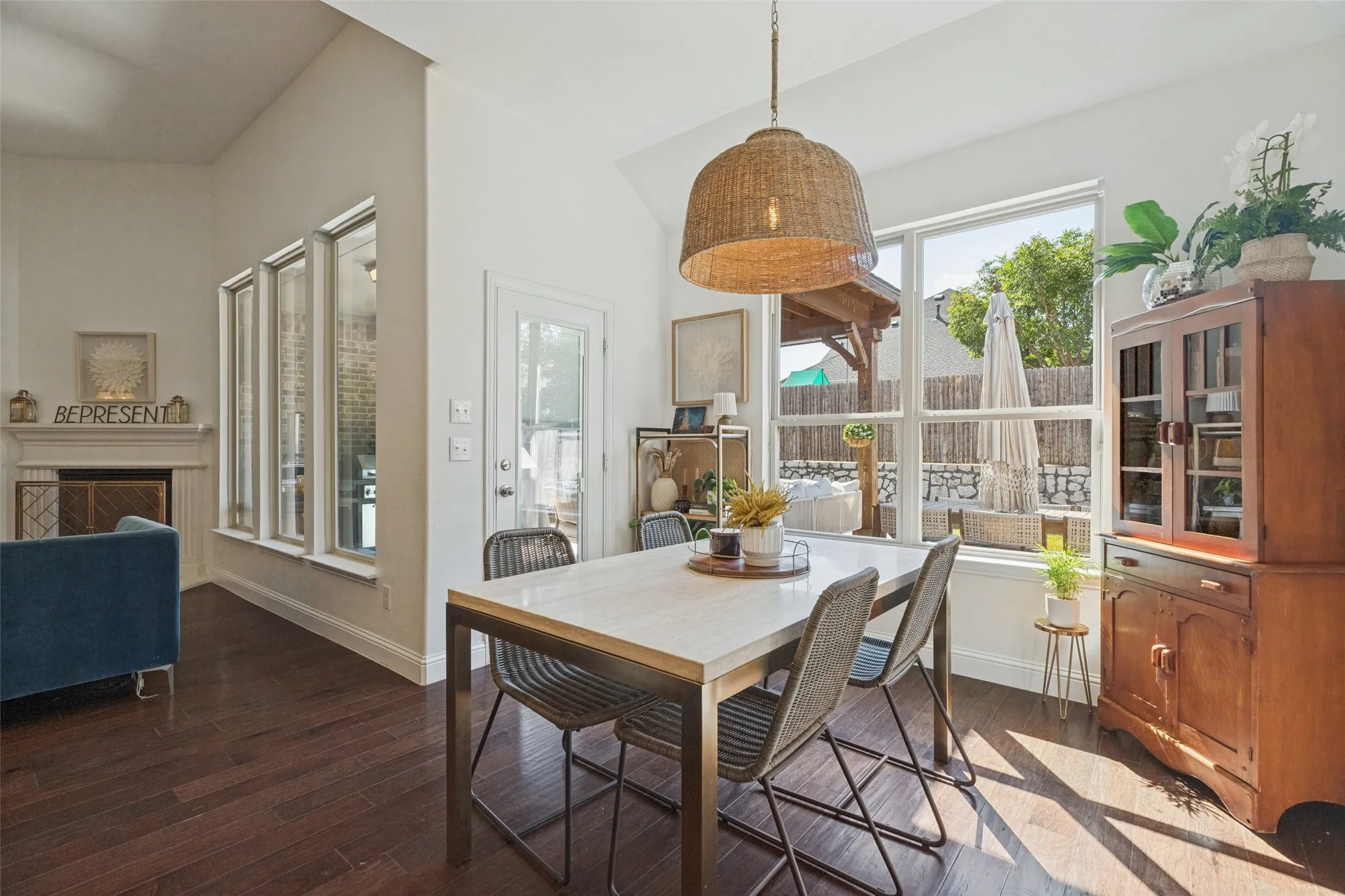 Single Family Residence For Sale in Collin County , 3605 Saint Croix Avenue, Mc Kinney, Texas 75071, 3 Bedroom, 2 Bathroom, 3 Garage spaces, 2,132 Sqft, built in 2016, mls#21371005, Real Estate Agent in Mc Kinney, Homes For Sale in Collin county, Homes For Sale in Mc Kinney, Realtor in Mc Kinney Texas, Real Estate Brokerage Independent Realty Texas, Luminita Cordes Realtor