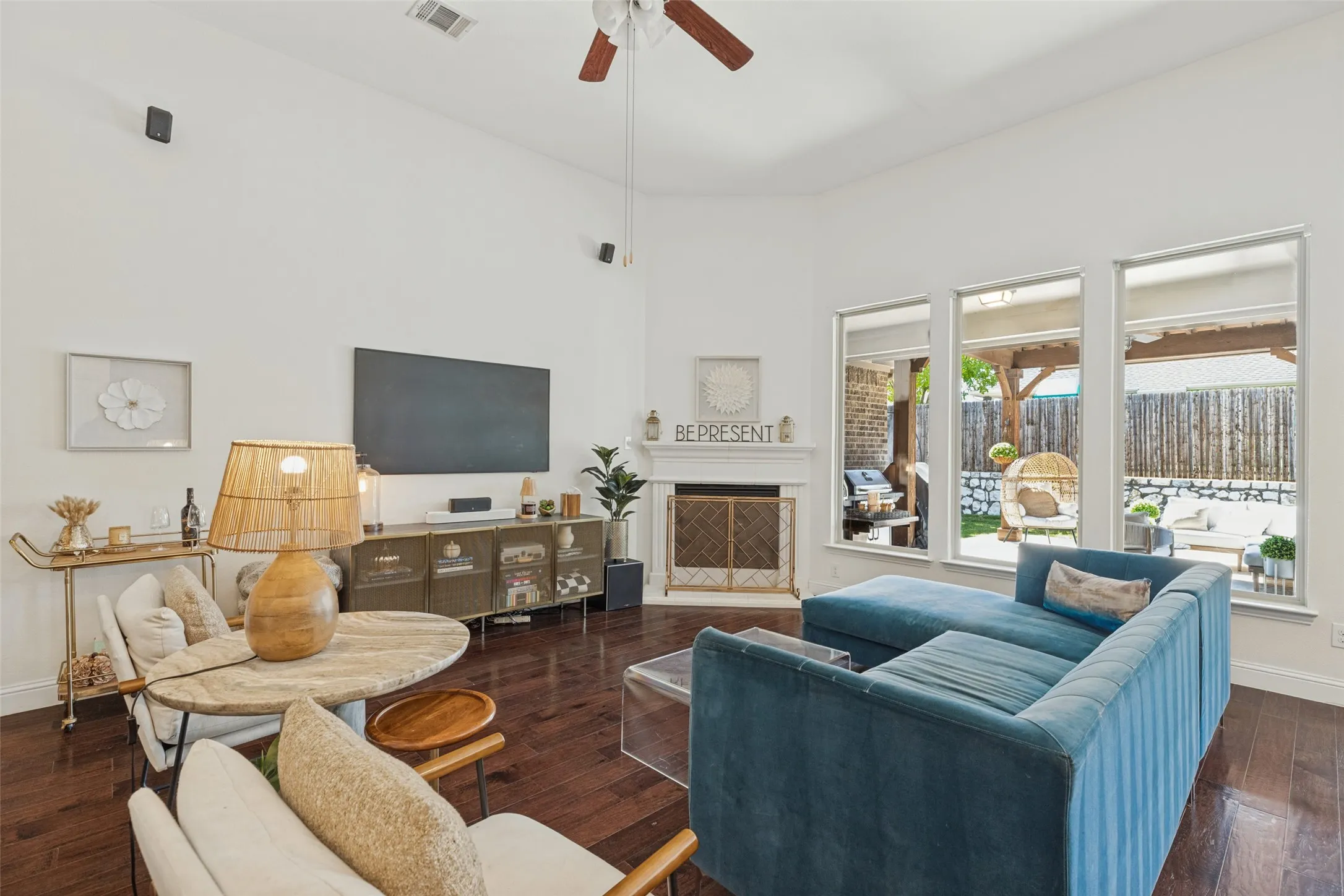 Single Family Residence For Sale in Collin County , 3605 Saint Croix Avenue, Mc Kinney, Texas 75071, 3 Bedroom, 2 Bathroom, 3 Garage spaces, 2,132 Sqft, built in 2016, mls#21371005, Real Estate Agent in Mc Kinney, Homes For Sale in Collin county, Homes For Sale in Mc Kinney, Realtor in Mc Kinney Texas, Real Estate Brokerage Independent Realty Texas, Luminita Cordes Realtor