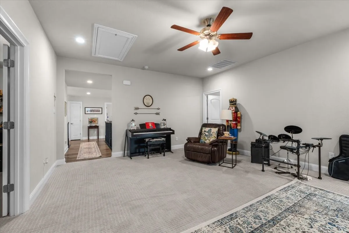 Single Family Residence For Sale in Parker County , 1725 Crested Ridge Road, Fort Worth, Texas 76008, 5 Bedroom, 4 Bathroom, 2 Garage spaces, 3,967 Sqft, built in 2018, mls#21393748, Real Estate Agent in Fort Worth, Homes For Sale in Parker county, Homes For Sale in Fort Worth, Realtor in Fort Worth Texas, Real Estate Brokerage Independent Realty Texas, Luminita Cordes Realtor