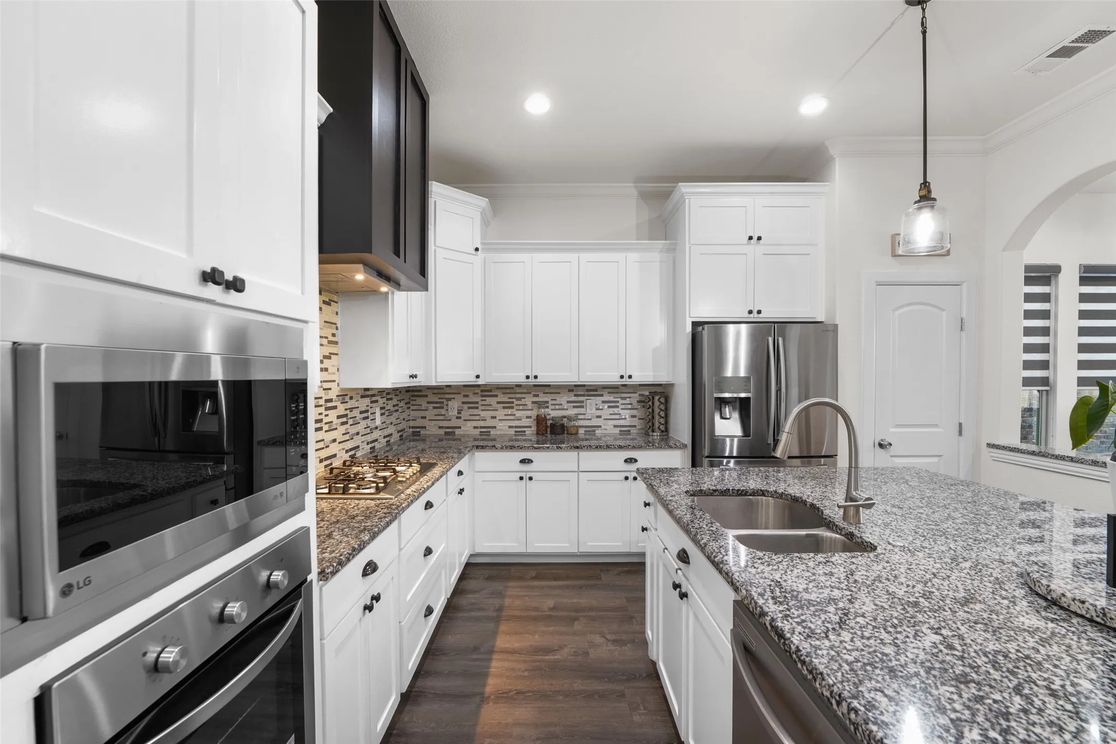 Single Family Residence For Rent in Ellis County , 1705 Prestwick Lane, Ennis, Texas 75119, 4 Bedroom, 4 Bathroom, 2 Garage spaces, 3,048 Sqft, built in 2021, mls#21393758, Real Estate Agent in Ennis, Homes For Rent in Ellis county, Homes For Rent in Ennis, Realtor in Ennis Texas, Real Estate Brokerage Independent Realty Texas, Luminita Cordes Realtor