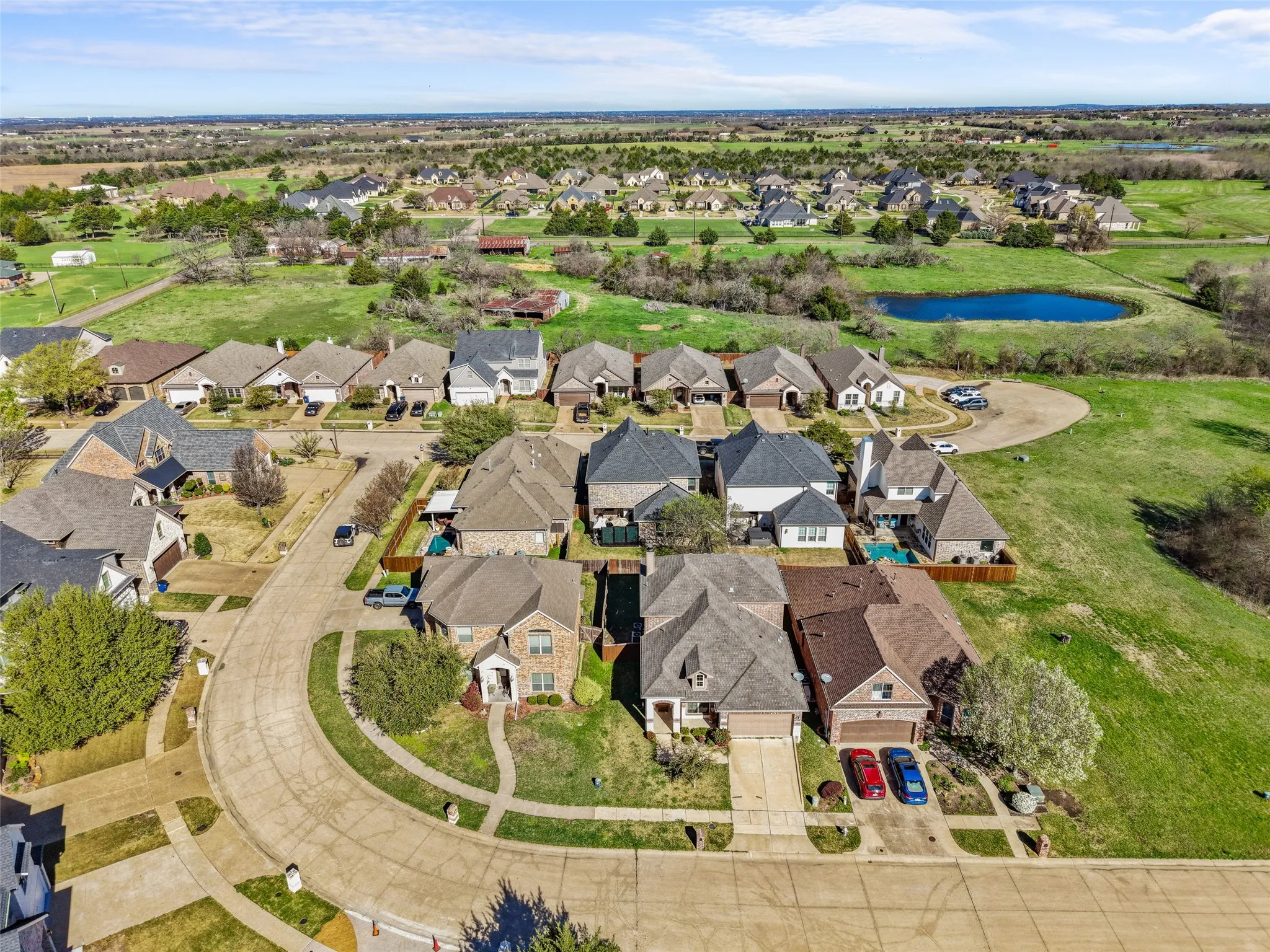 Single Family Residence For Rent in Ellis County , 1705 Prestwick Lane, Ennis, Texas 75119, 4 Bedroom, 4 Bathroom, 2 Garage spaces, 3,048 Sqft, built in 2021, mls#21393758, Real Estate Agent in Ennis, Homes For Rent in Ellis county, Homes For Rent in Ennis, Realtor in Ennis Texas, Real Estate Brokerage Independent Realty Texas, Luminita Cordes Realtor