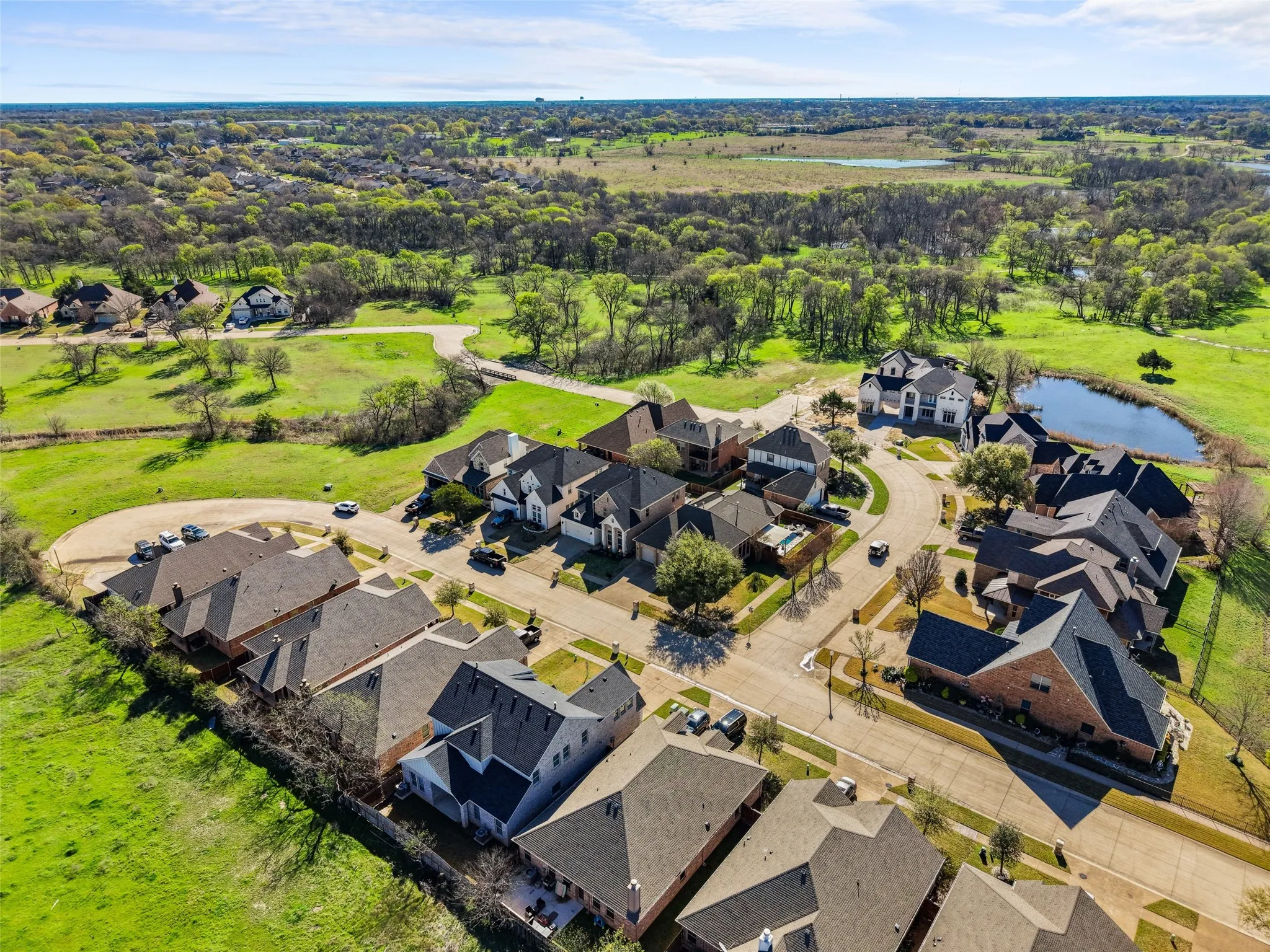 Single Family Residence For Rent in Ellis County , 1705 Prestwick Lane, Ennis, Texas 75119, 4 Bedroom, 4 Bathroom, 2 Garage spaces, 3,048 Sqft, built in 2021, mls#21393758, Real Estate Agent in Ennis, Homes For Rent in Ellis county, Homes For Rent in Ennis, Realtor in Ennis Texas, Real Estate Brokerage Independent Realty Texas, Luminita Cordes Realtor