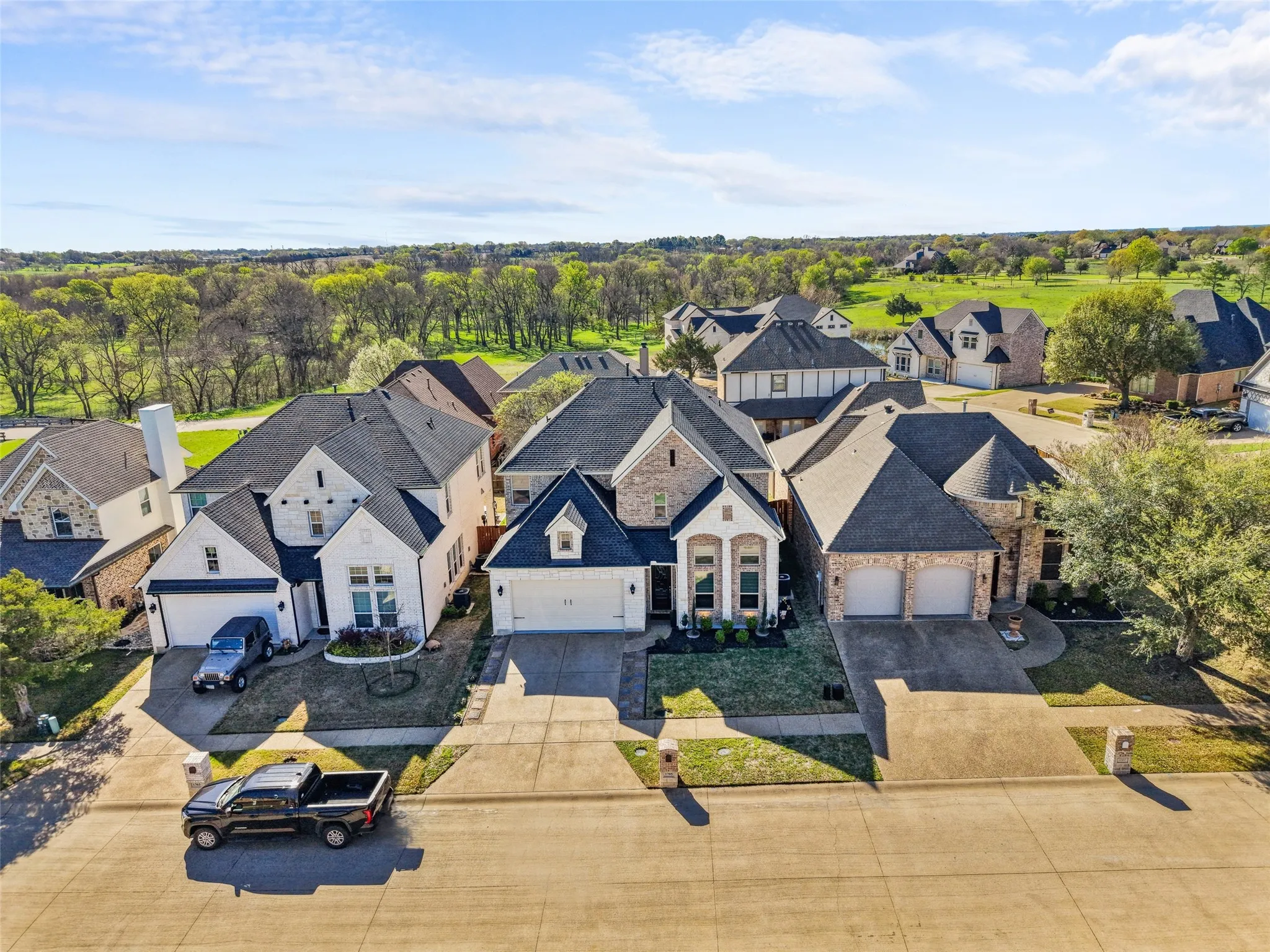 Single Family Residence For Rent in Ellis County , 1705 Prestwick Lane, Ennis, Texas 75119, 4 Bedroom, 4 Bathroom, 2 Garage spaces, 3,048 Sqft, built in 2021, mls#21393758, Real Estate Agent in Ennis, Homes For Rent in Ellis county, Homes For Rent in Ennis, Realtor in Ennis Texas, Real Estate Brokerage Independent Realty Texas, Luminita Cordes Realtor