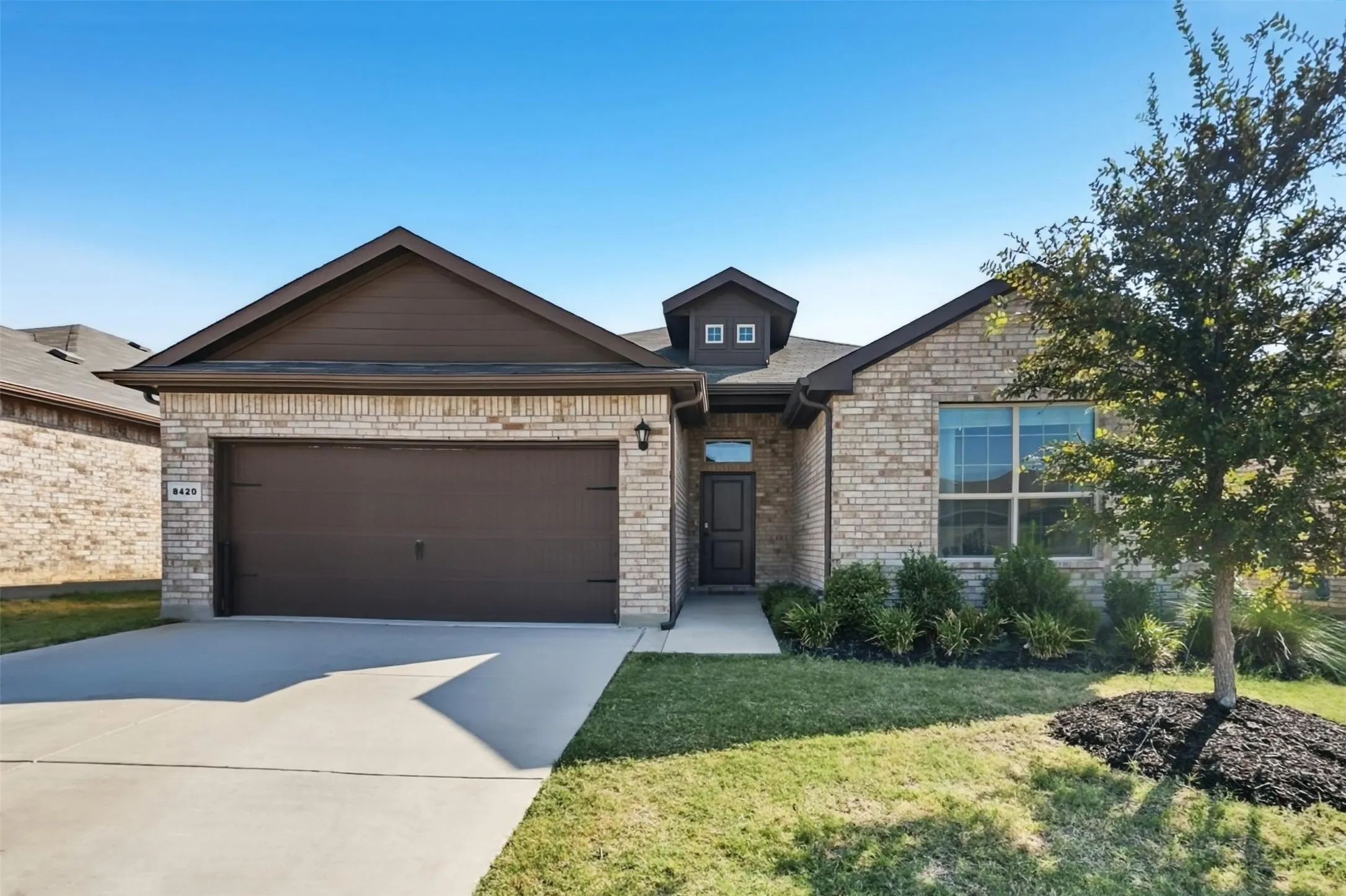 Single Family Residence For Rent